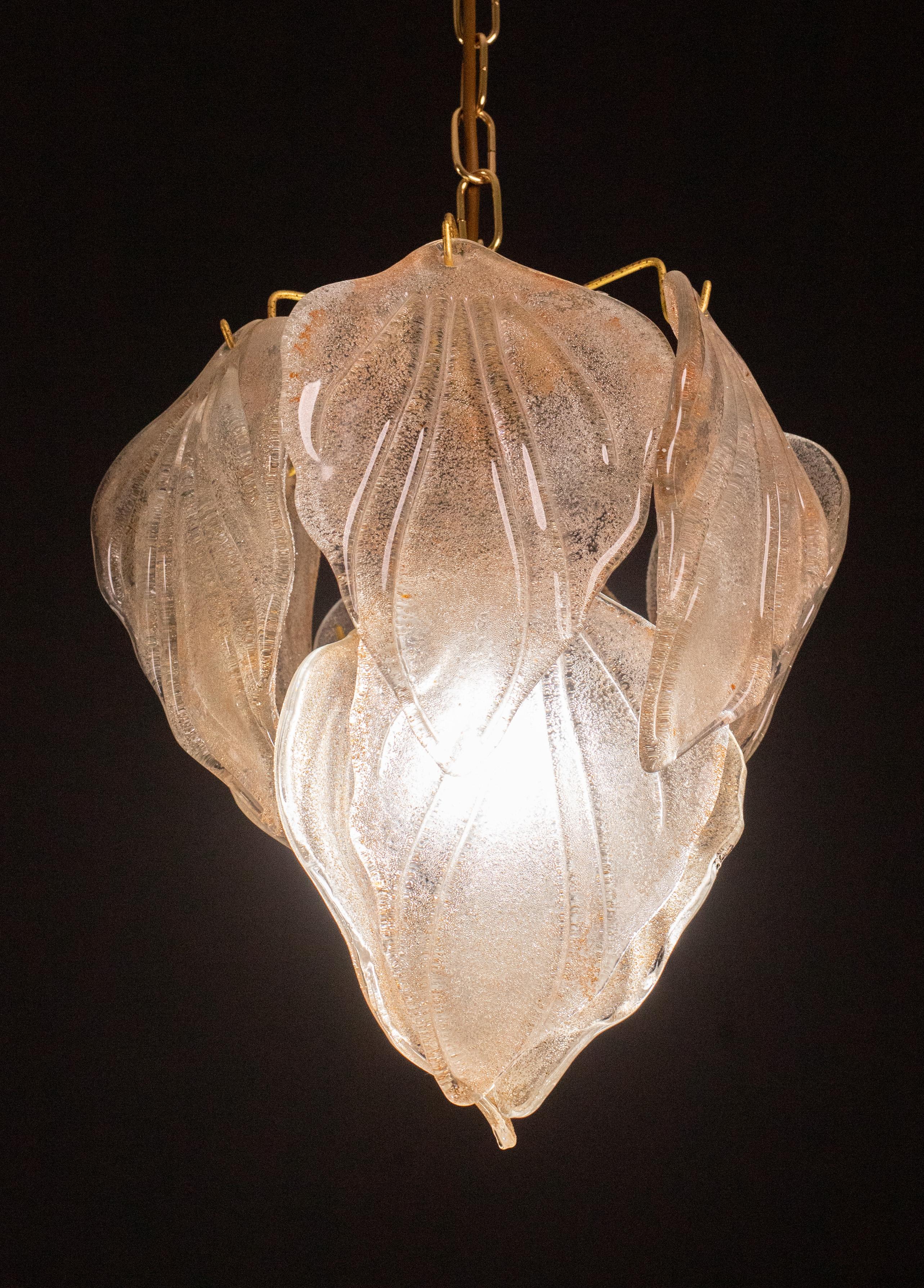 Gorgeous vintage Murano chandelier with leaves of orange and pink highlights For Sale 5