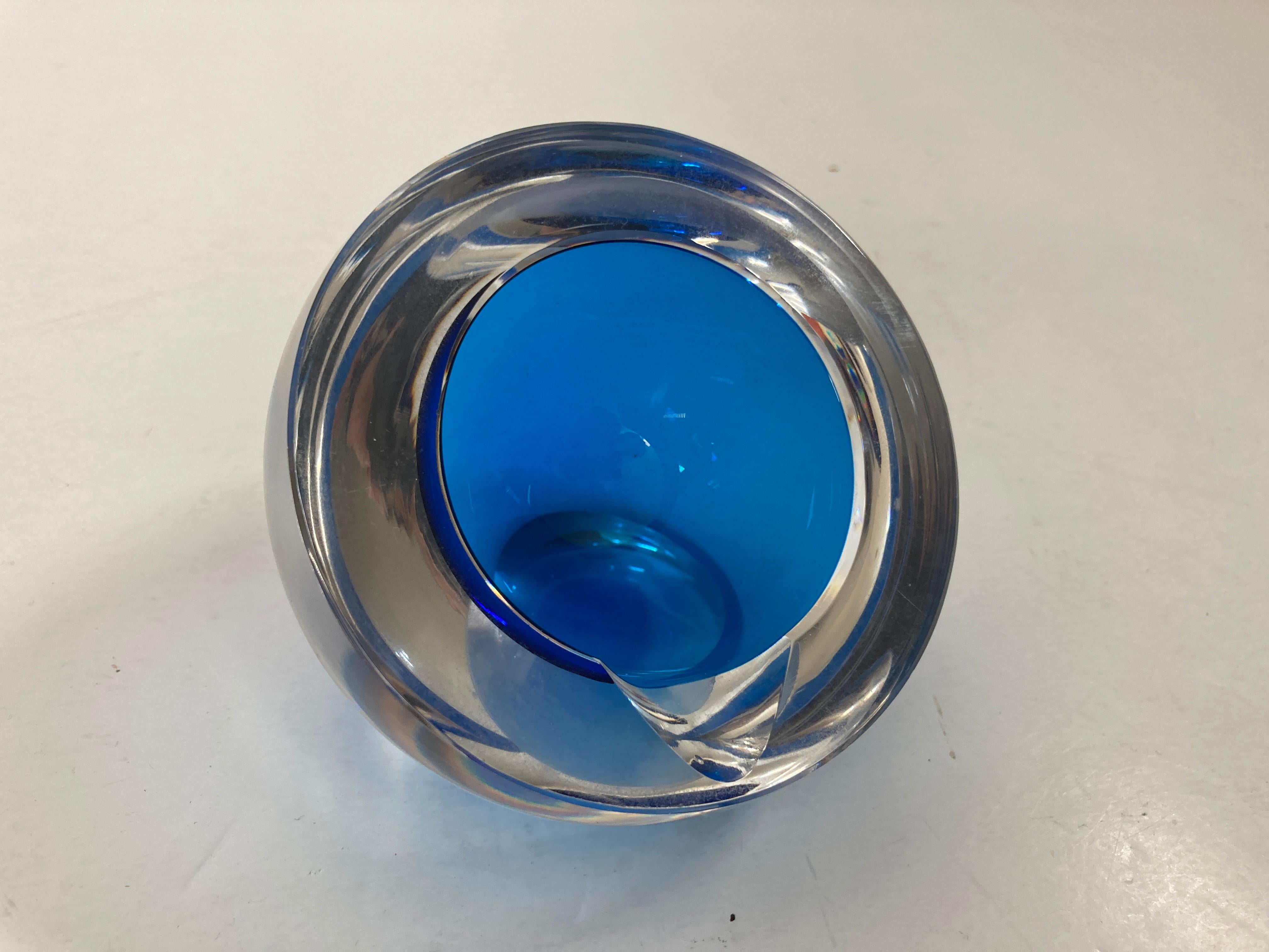 Murano Sommerso Orb Blue Art Glass Vintage Ashtray Italy For Sale 2