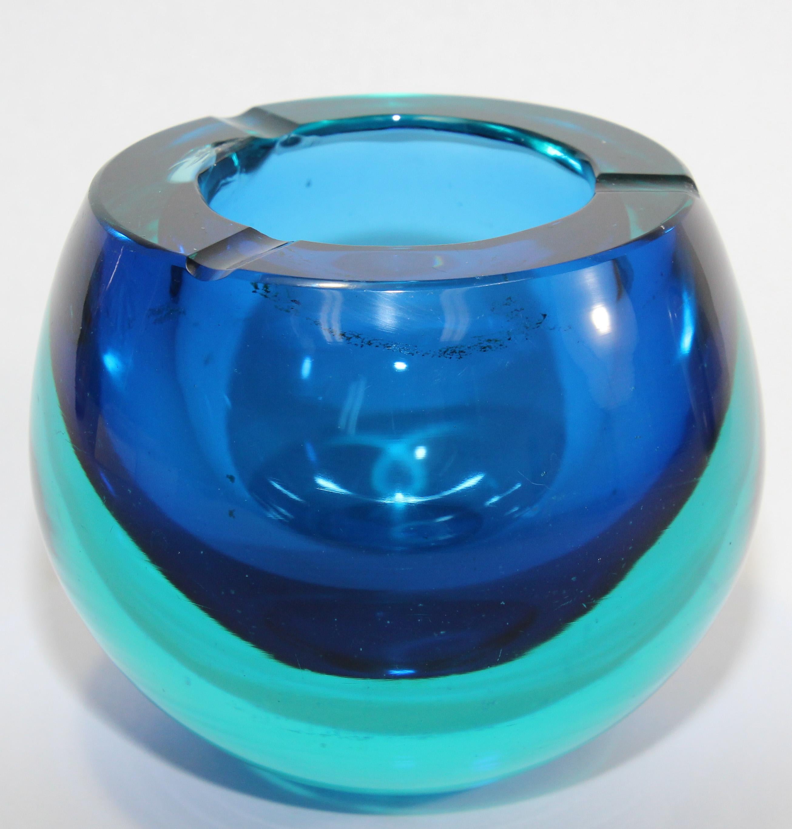 Vintage Murano Sommerso Orb Blue Art Glass Ashtray For Sale 4