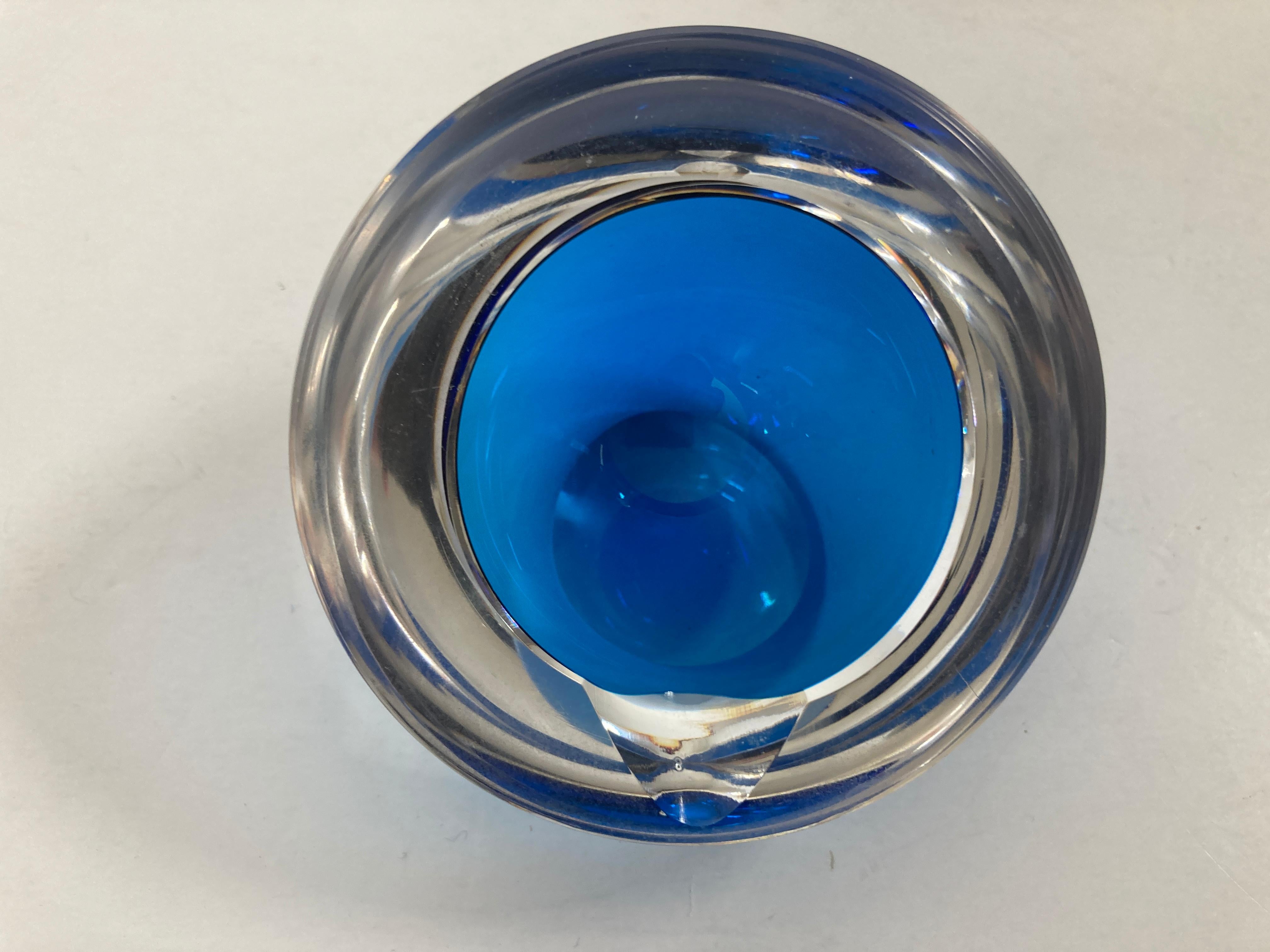 Murano Sommerso Orb Blue Art Glass Vintage Ashtray Italy For Sale 9