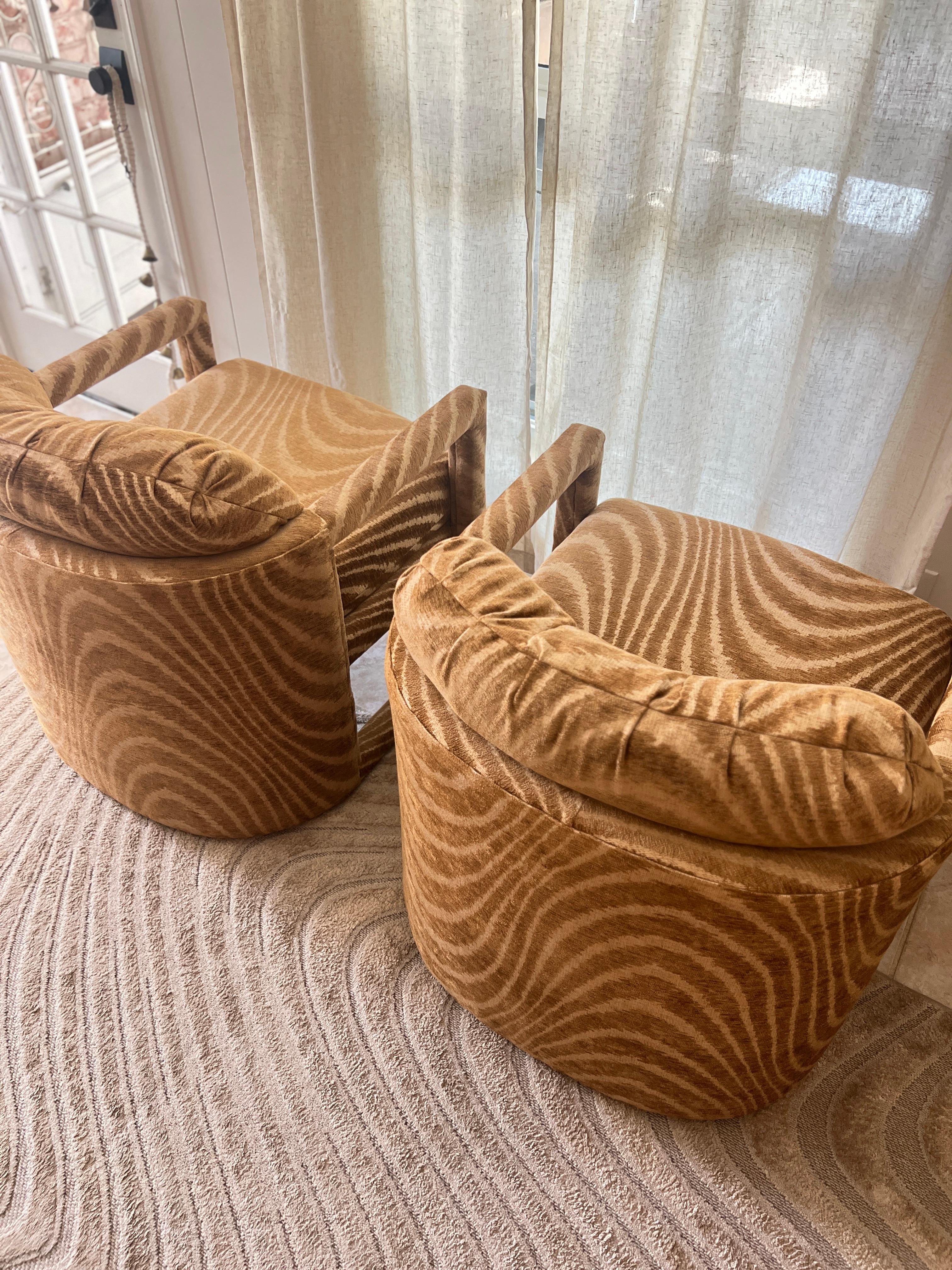 Cotton Gorgeous Vintage Sculptural Parsons Chairs by Drexel in Schumacher Velvet