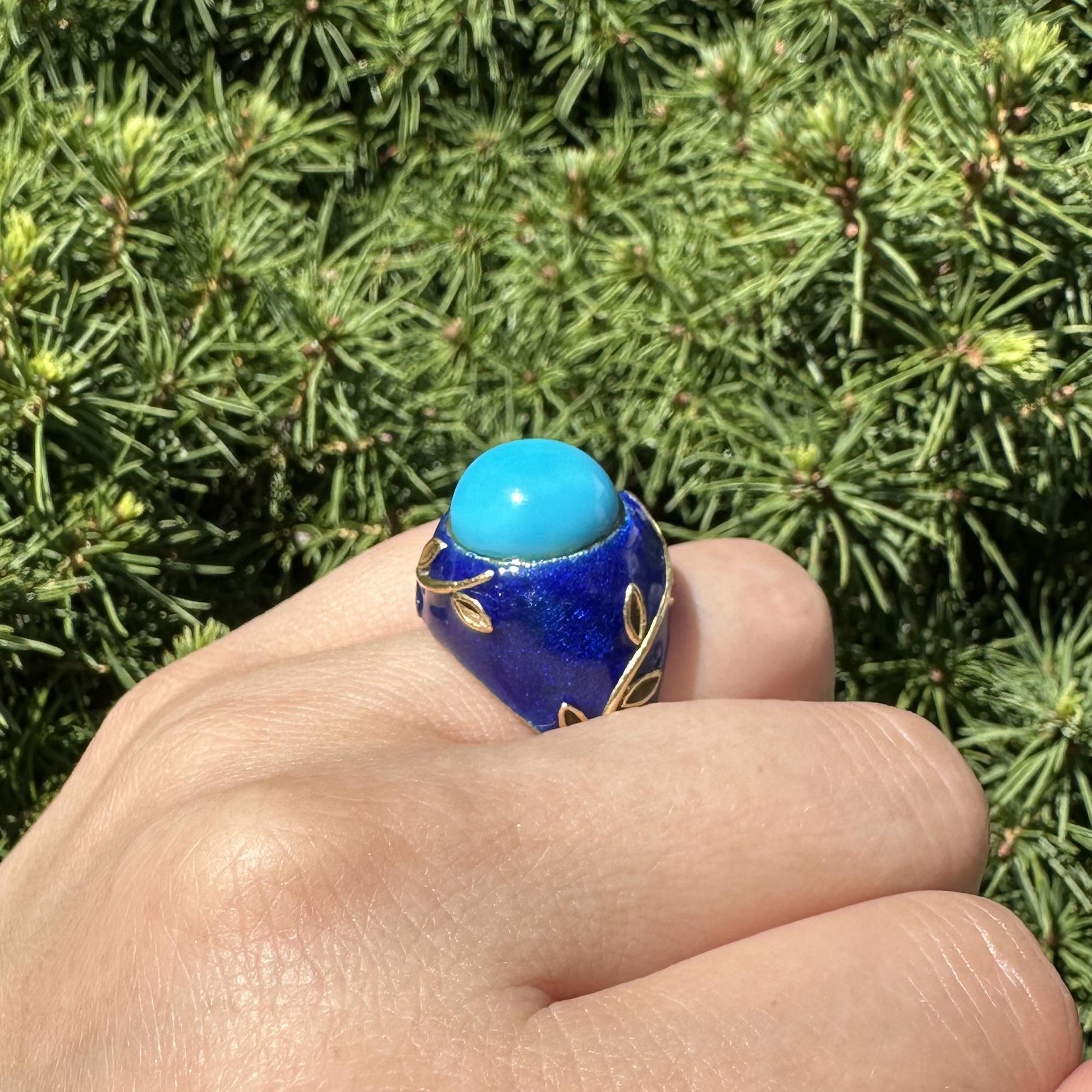 Gorgeous Vintage Gelbgold Türkis & Blau Emaille Arbeit Vine Design Ring (Cabochon) im Angebot