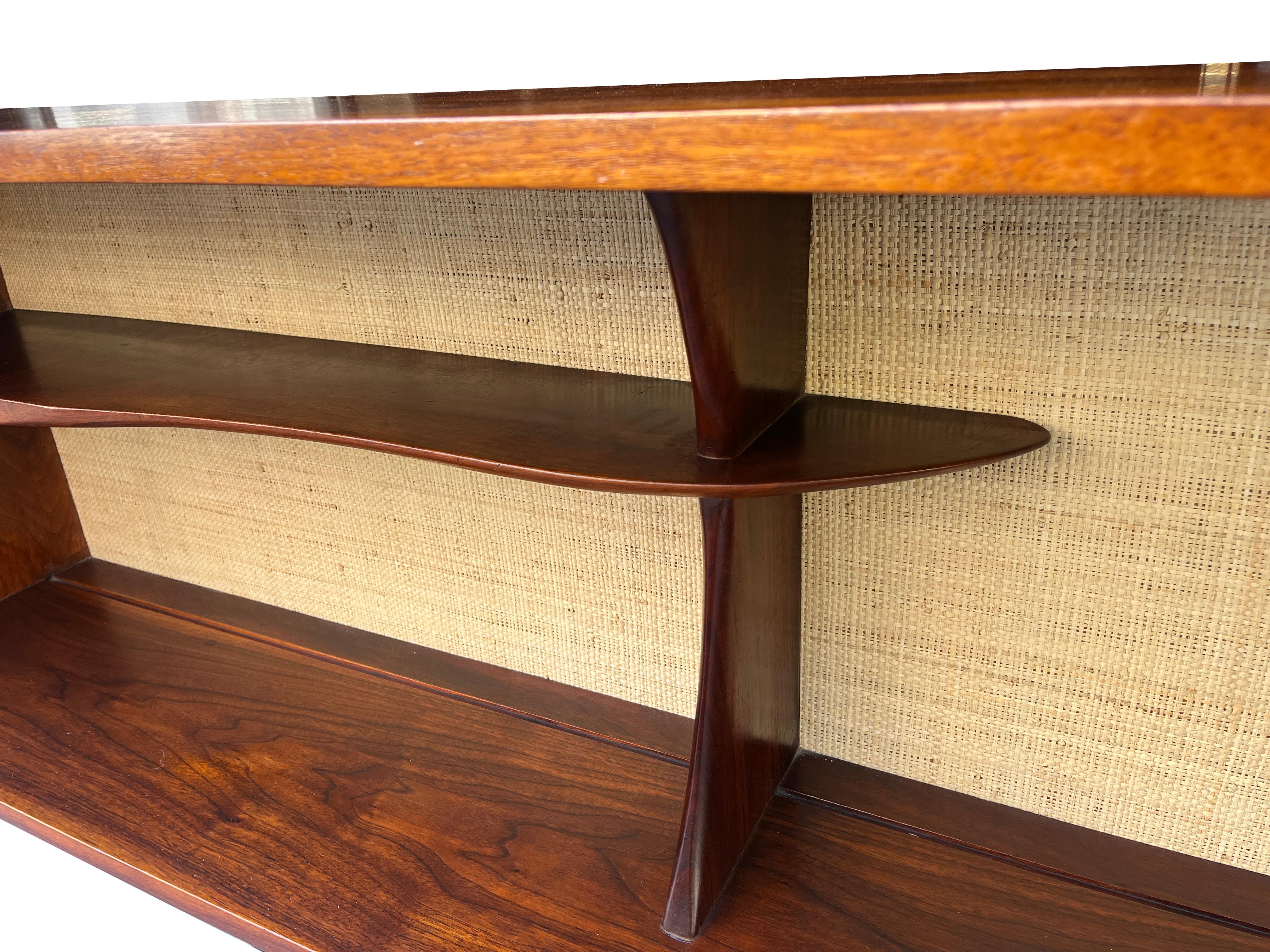 Gorgeous Wall HangingDisplay Shelf by Phillip Lloyd Powell In Good Condition For Sale In BROOKLYN, NY