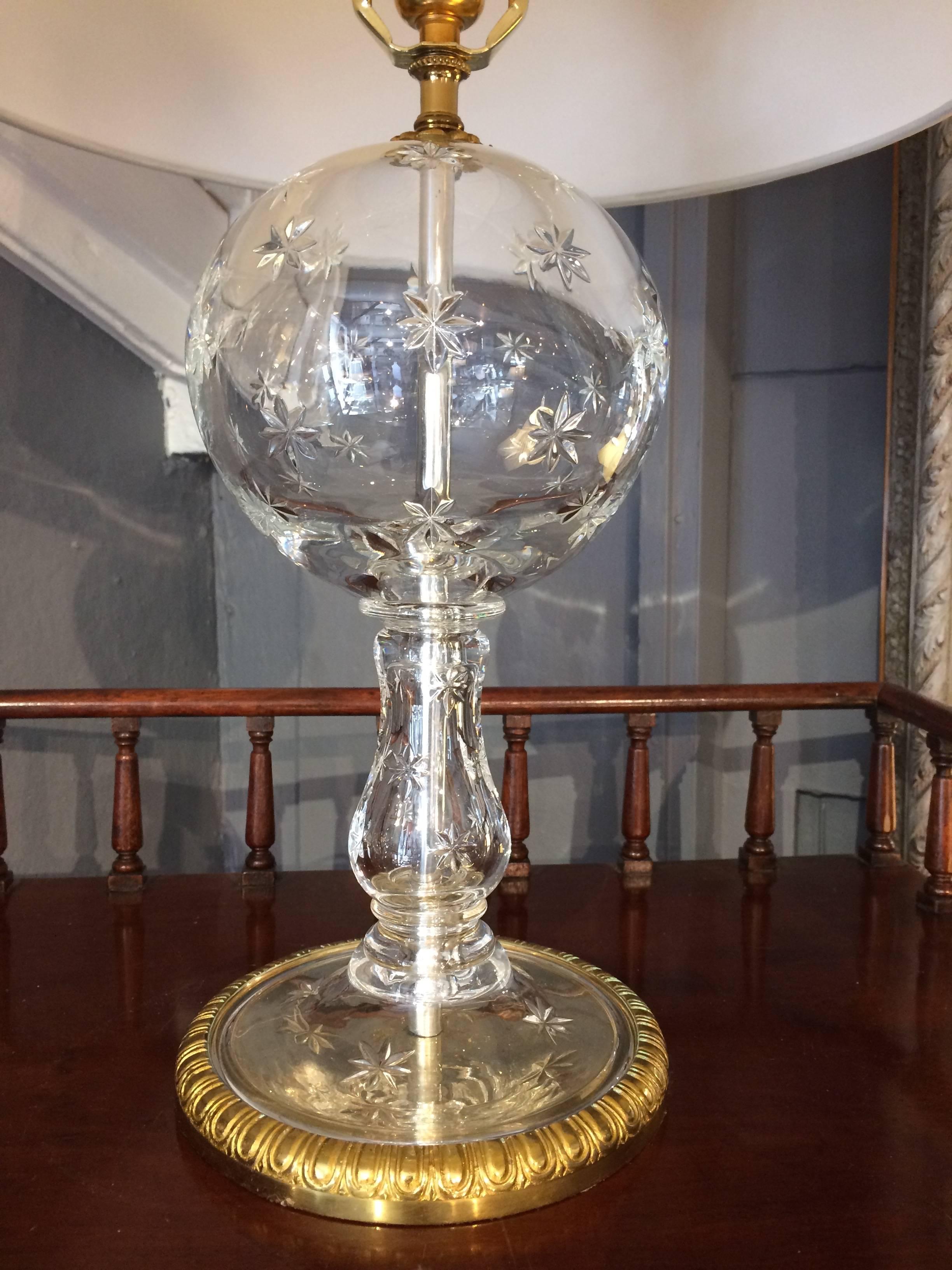 Magnifique lampe de table Globe en cristal de Waterford 1