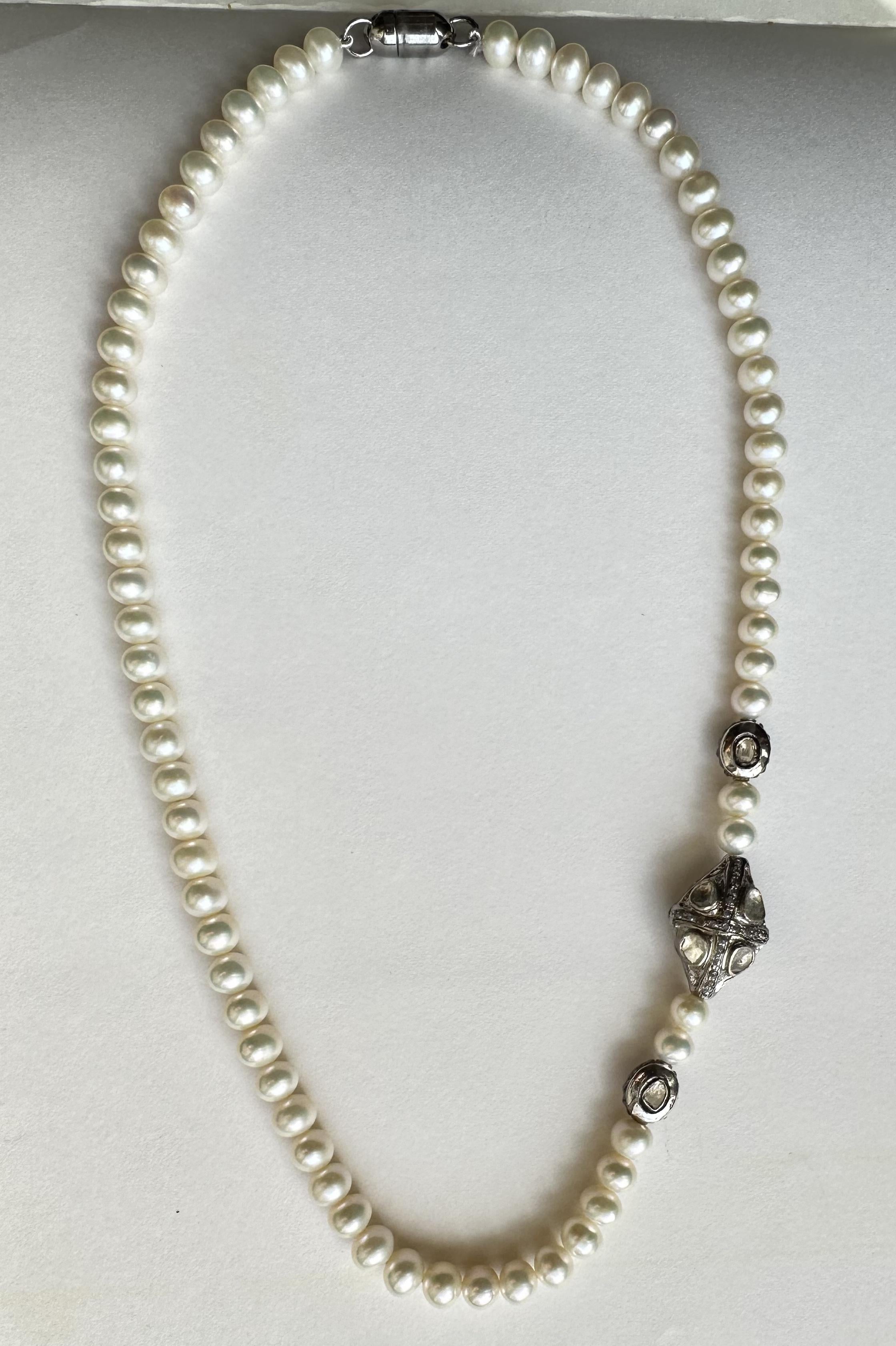 Certified natural diamonds bead Natural White Pearls sterling silver necklace For Sale 1