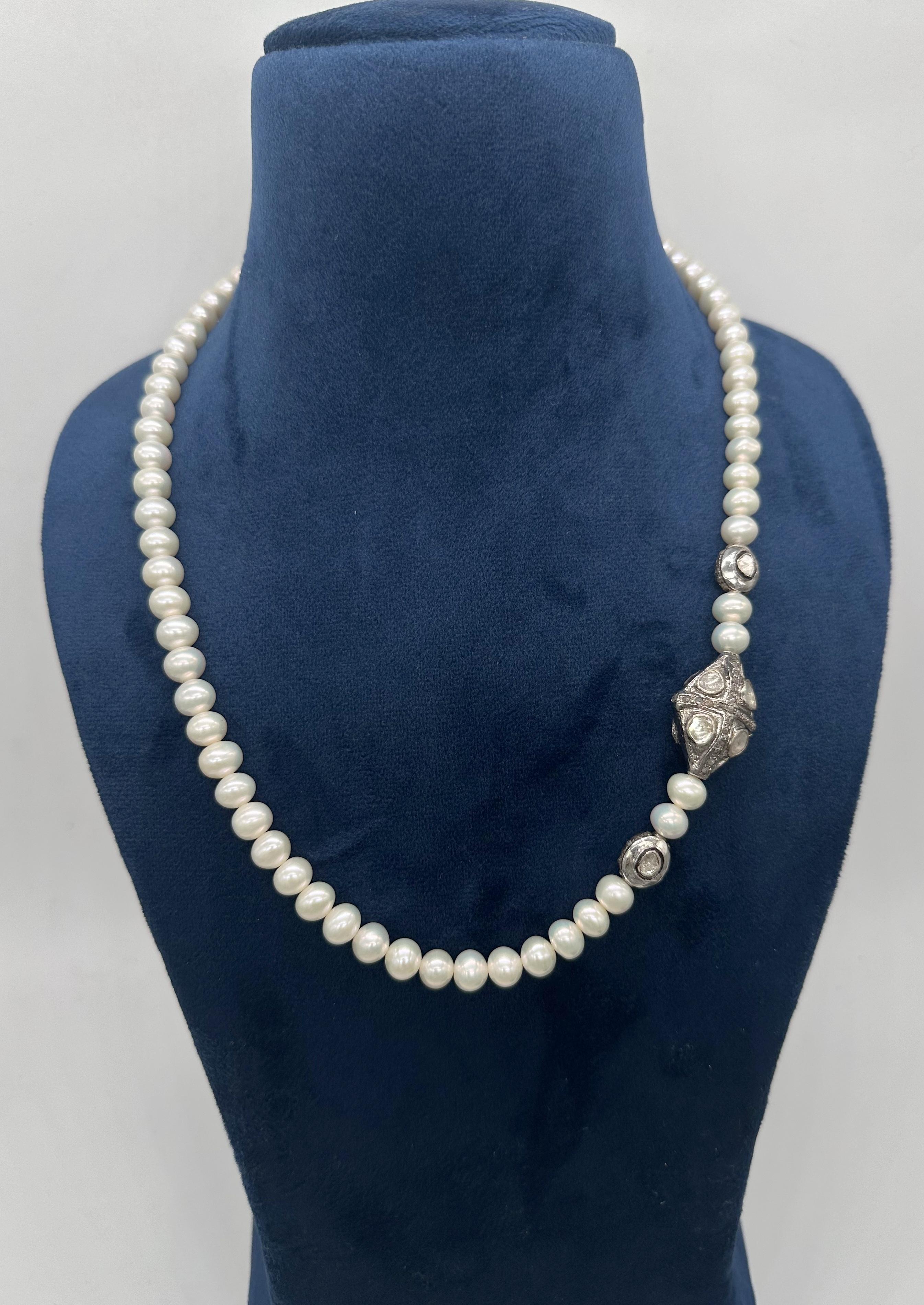 Certified natural diamonds bead Natural White Pearls sterling silver necklace For Sale 3