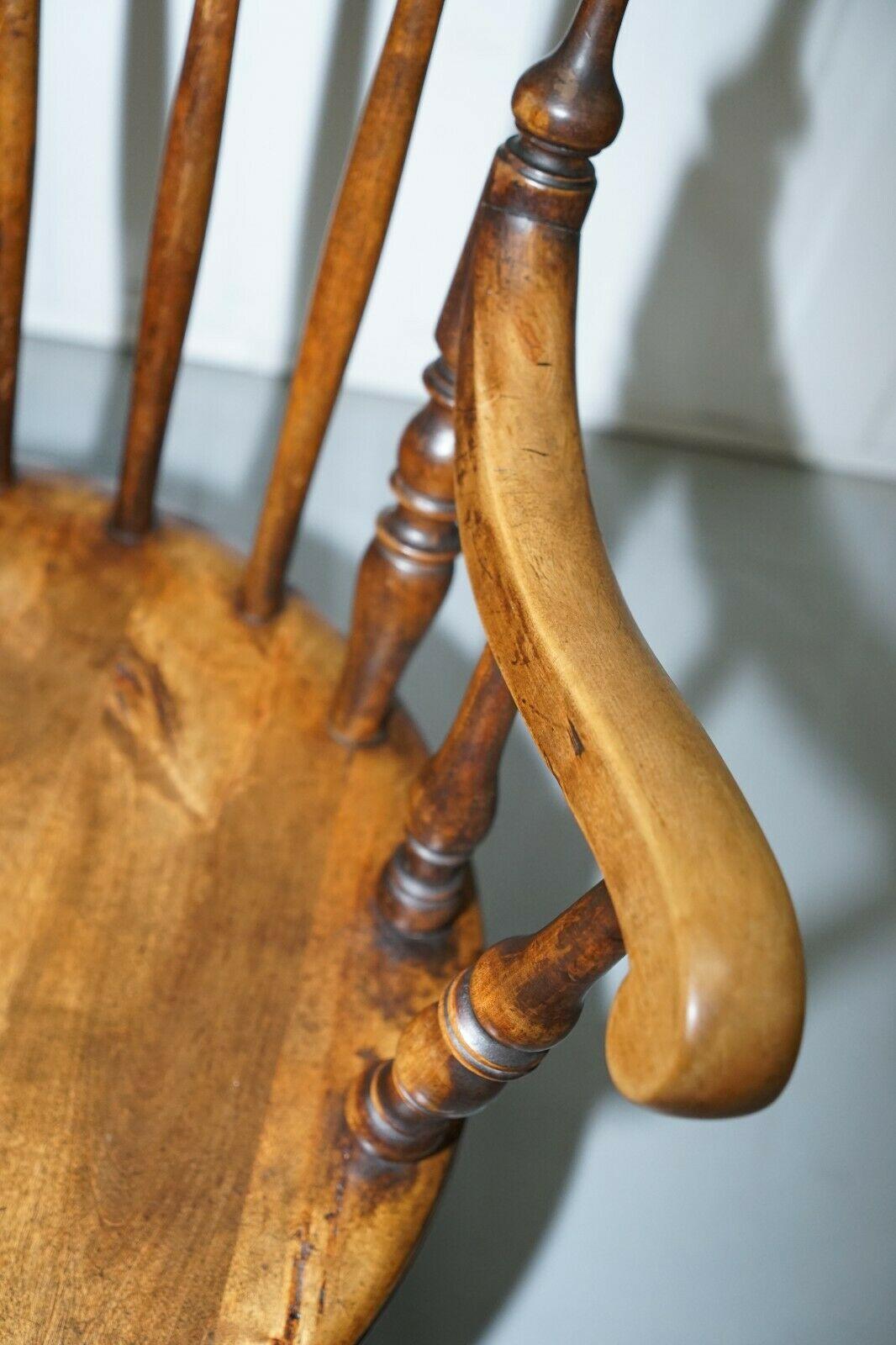 Gorgeous Windsor Low Back Beechwood Carver Armchair on Ball and Reel Legs For Sale 2