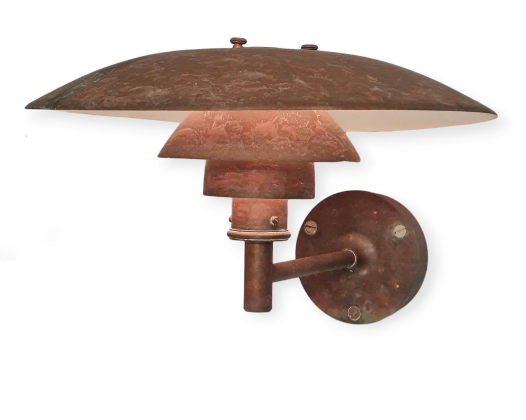 Gorgeously Patinated Pair of Poul Henningsen PH Wall lamps, Louis Poulsen For Sale 1
