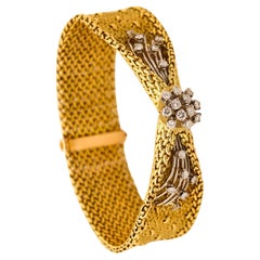 GORGES L'ENFANT 1960 Polonais Relief-Armband aus 18 Karat Gold mit 1,68 Karat Diamanten