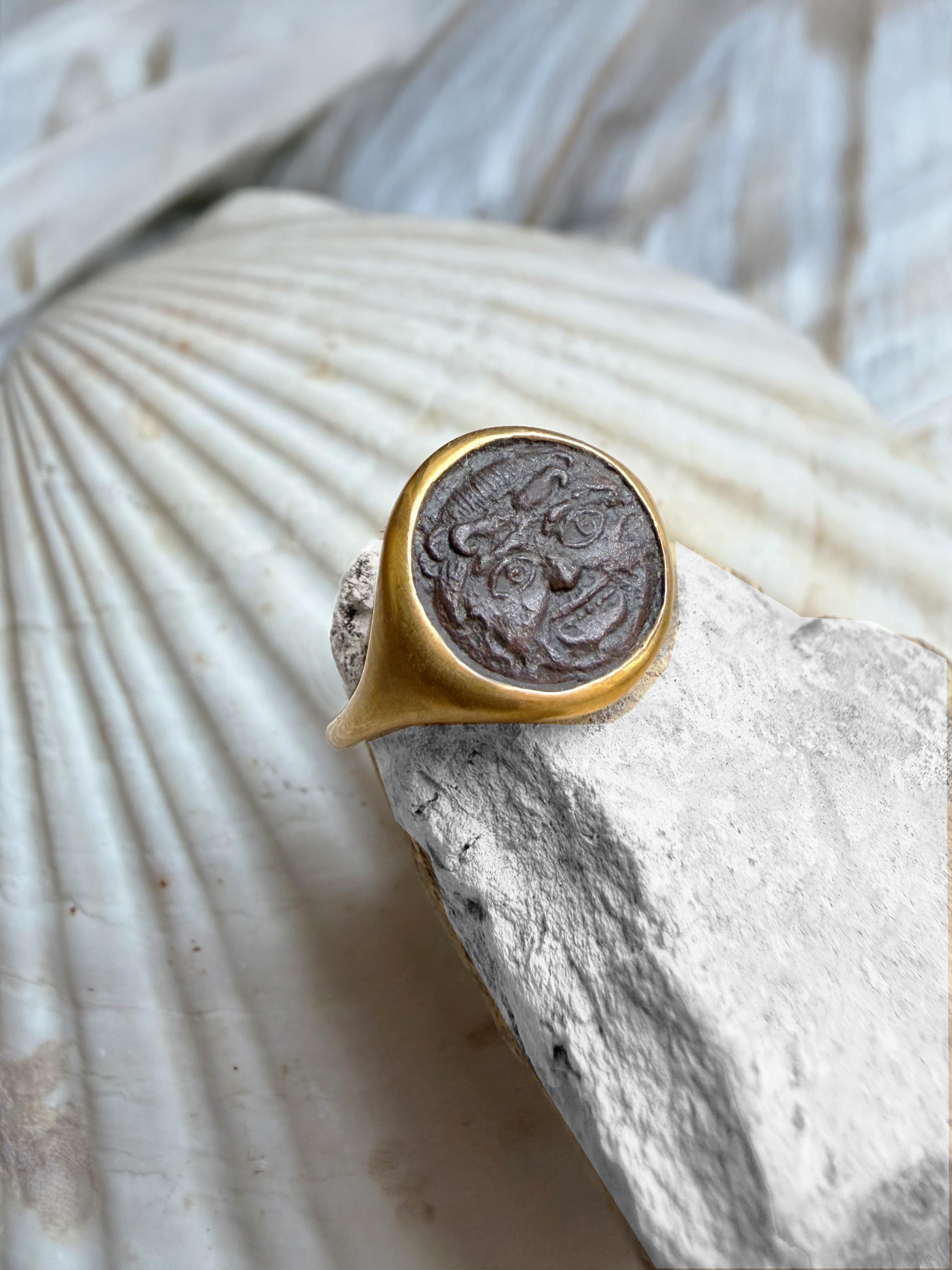 GORGON/MEDUSA Authentique pièce de monnaie grecque antique du 5e siècle avant J.-C. Bague en or en vente 4