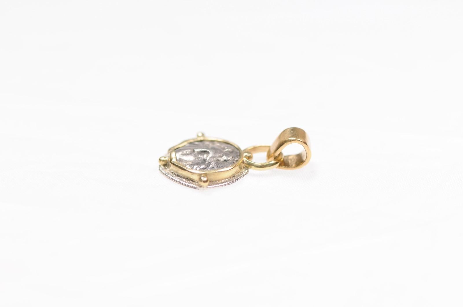 Ciondolo Gorgoneion Pisidia Selge con oro 22K in vendita 4