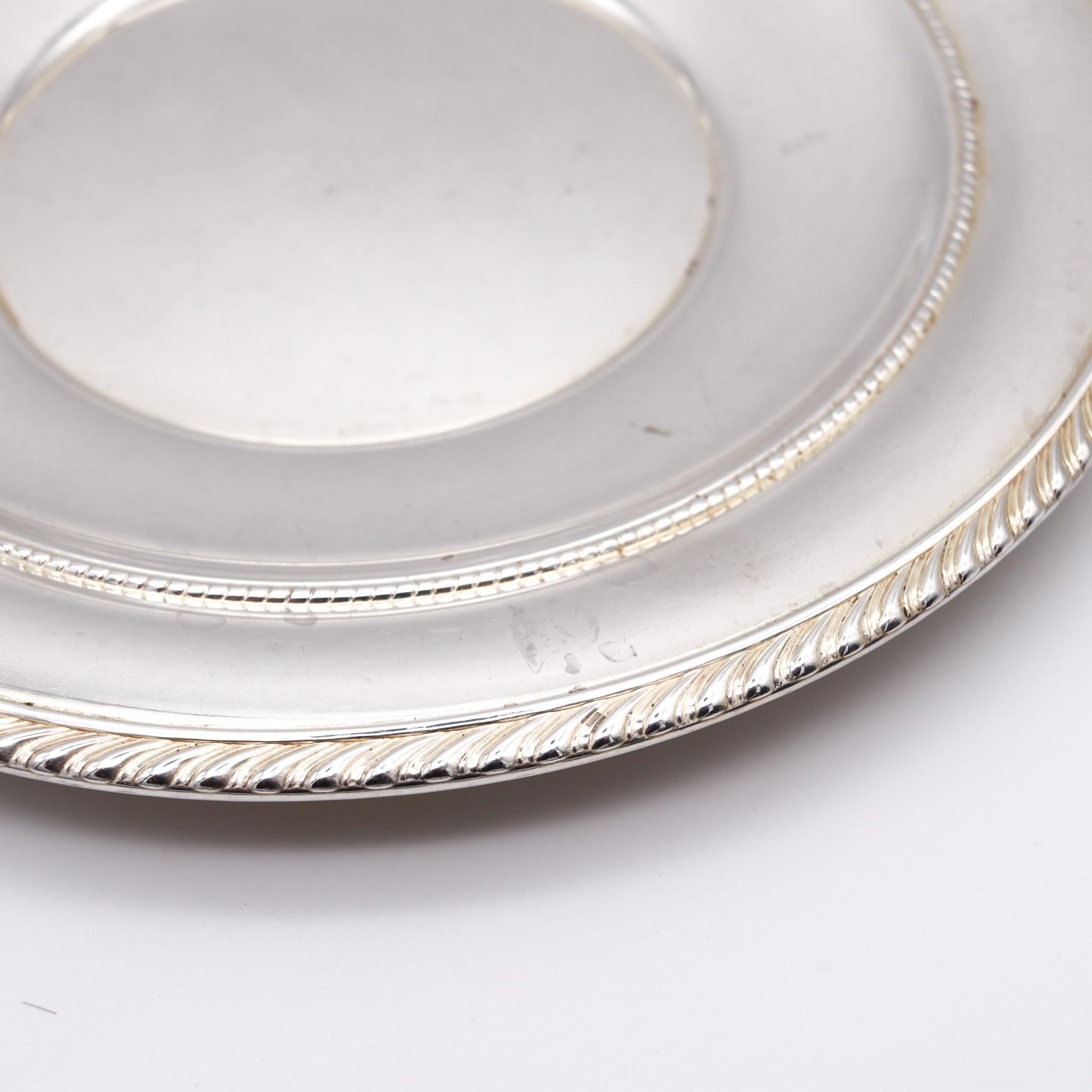 Mid-Century Modern Gorham American 1960 Gadroon Round Tray Pattern 345 in .925 Sterling Silver For Sale