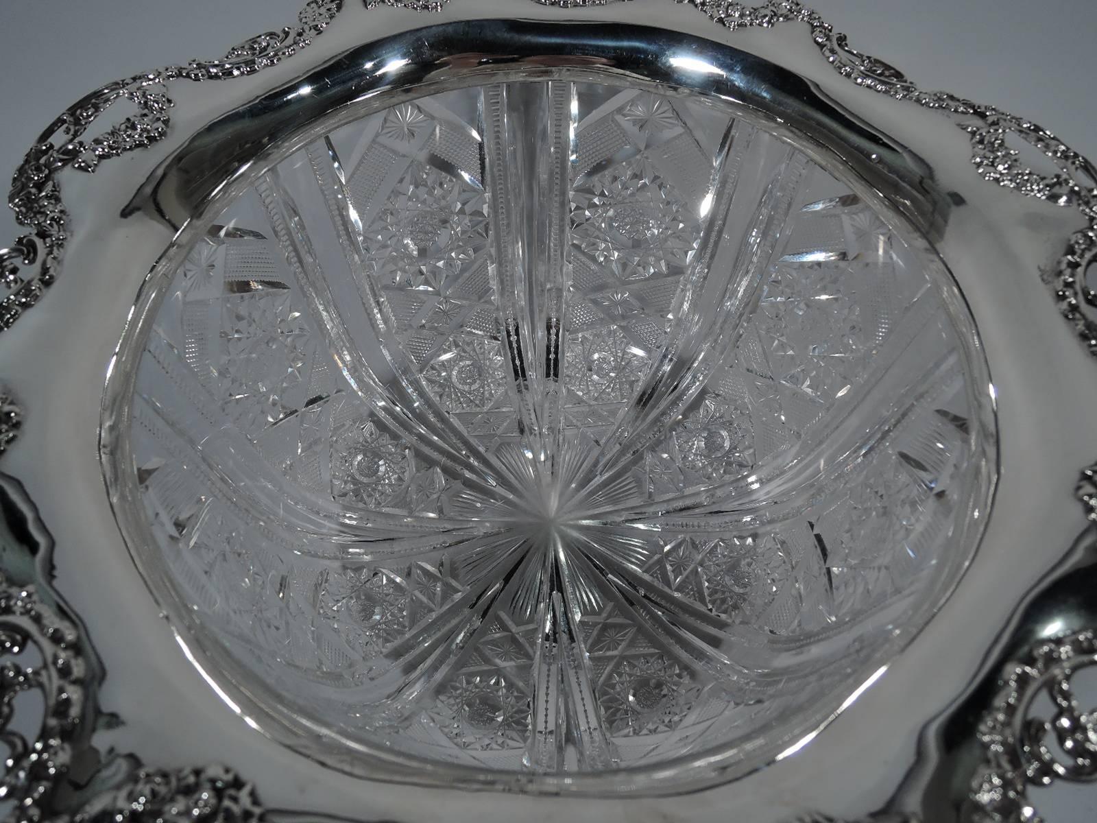 Gorham American Brilliant-Cut Glass Sterling Silver Centrepiece Bowl In Excellent Condition In New York, NY
