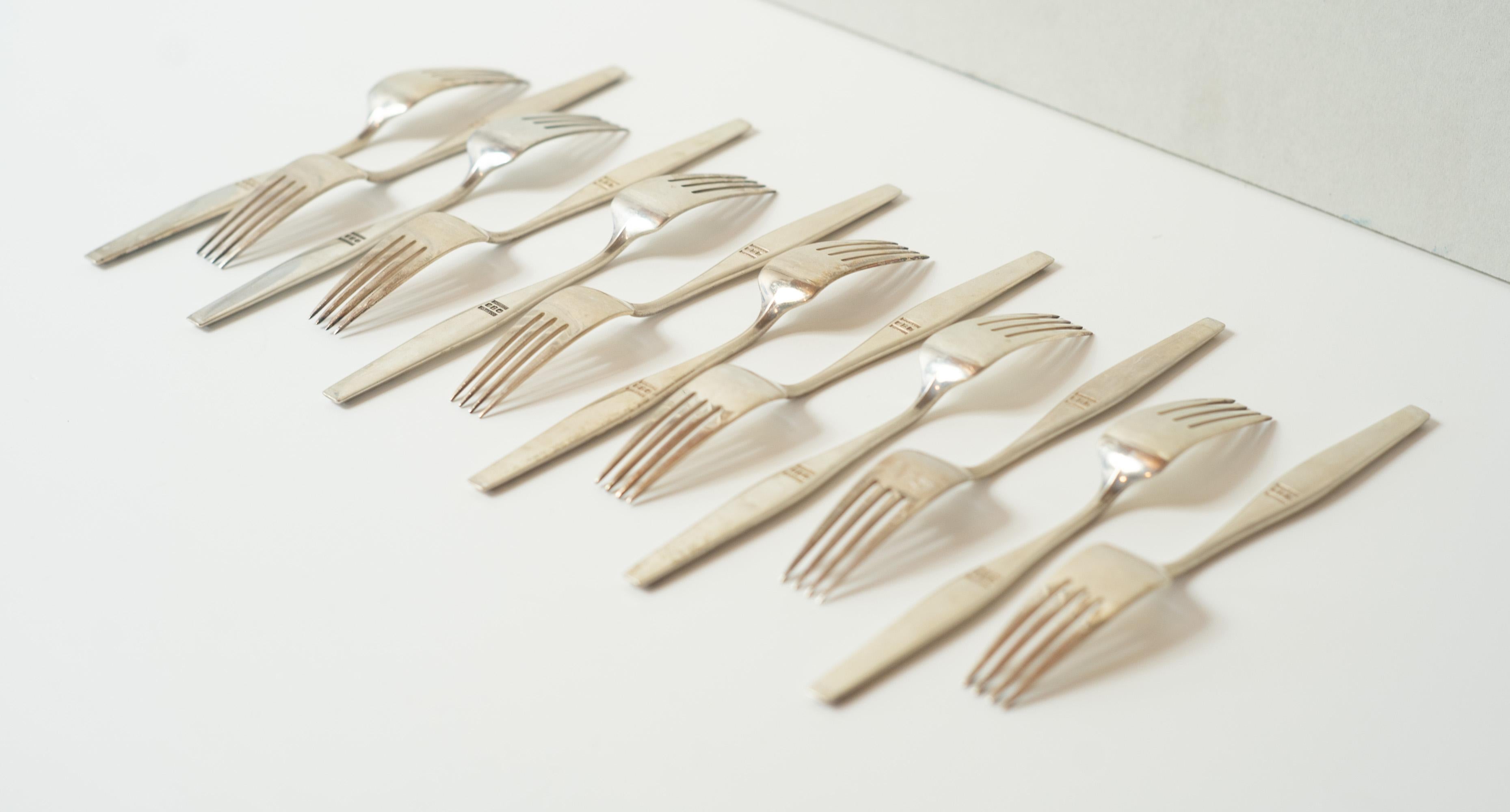 Gorham American Modernist Set di posate in argento per 8 persone 77 pezzi In condizioni buone in vendita a Philadelphia, PA