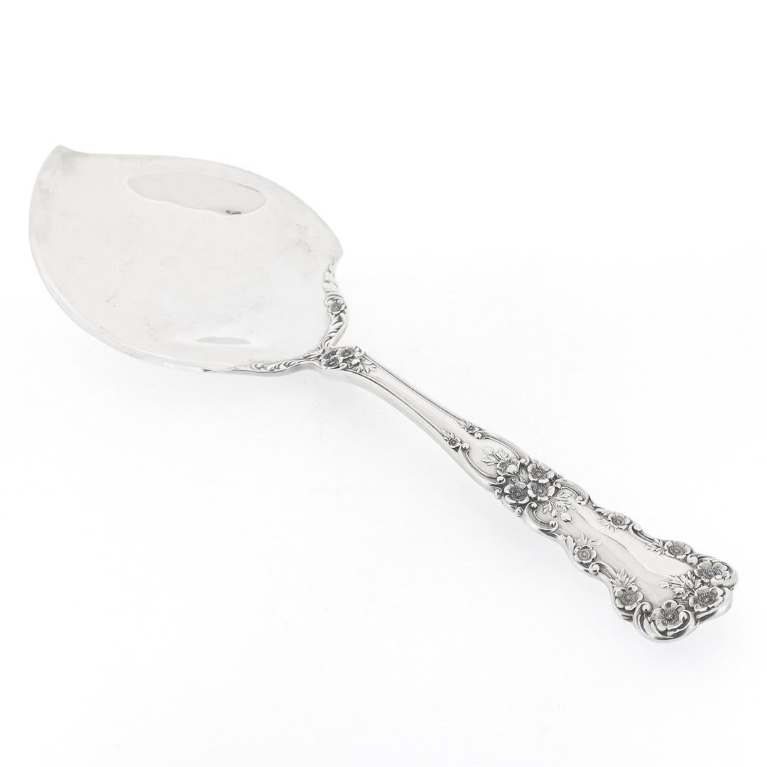 Gorham Buttercup Pattern Sterling Silver Large Oyster Serving Spoon For Sale 1