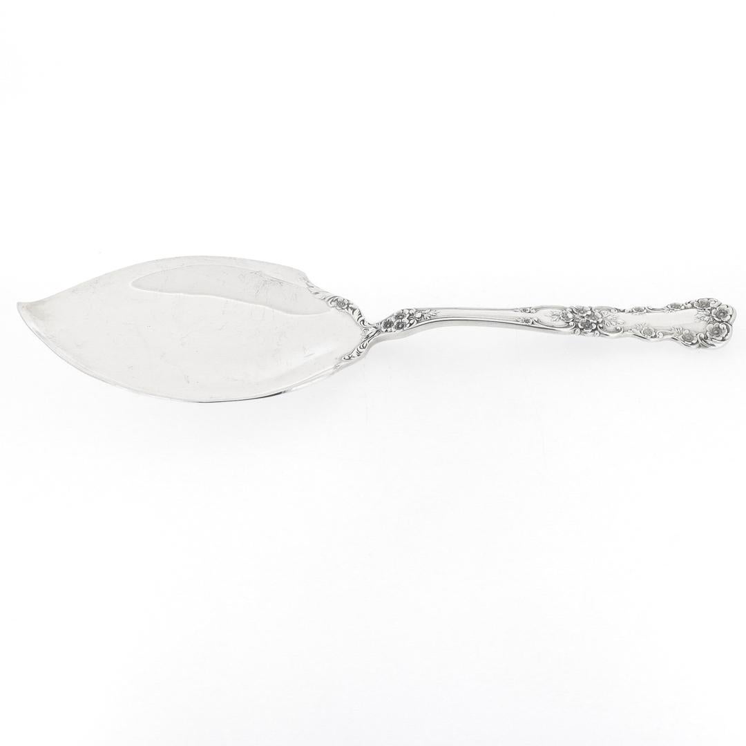 Gorham Buttercup Pattern Sterling Silver Large Oyster Serving Spoon For Sale 3