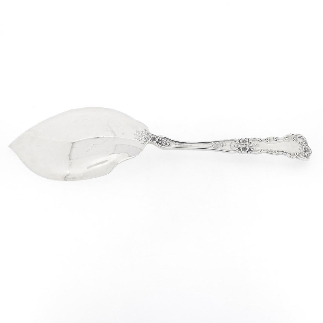 Gorham Buttercup Pattern Sterling Silver Large Oyster Serving Spoon For Sale 4