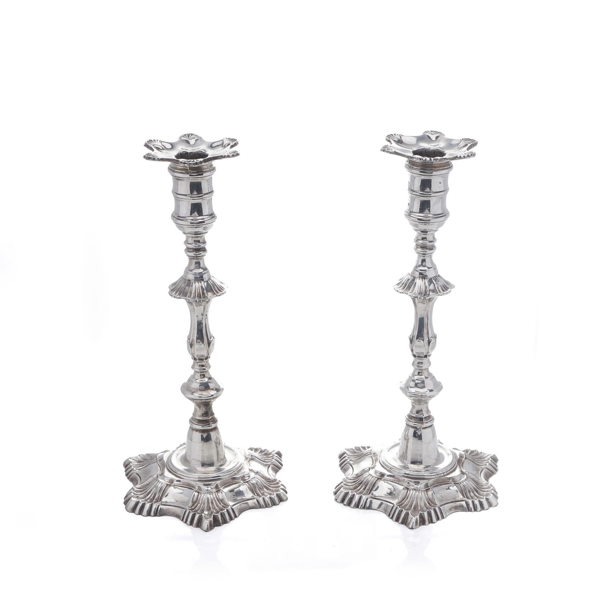 Candelabros Gorham para el Museo Metropolitano Chapado en plata en venta