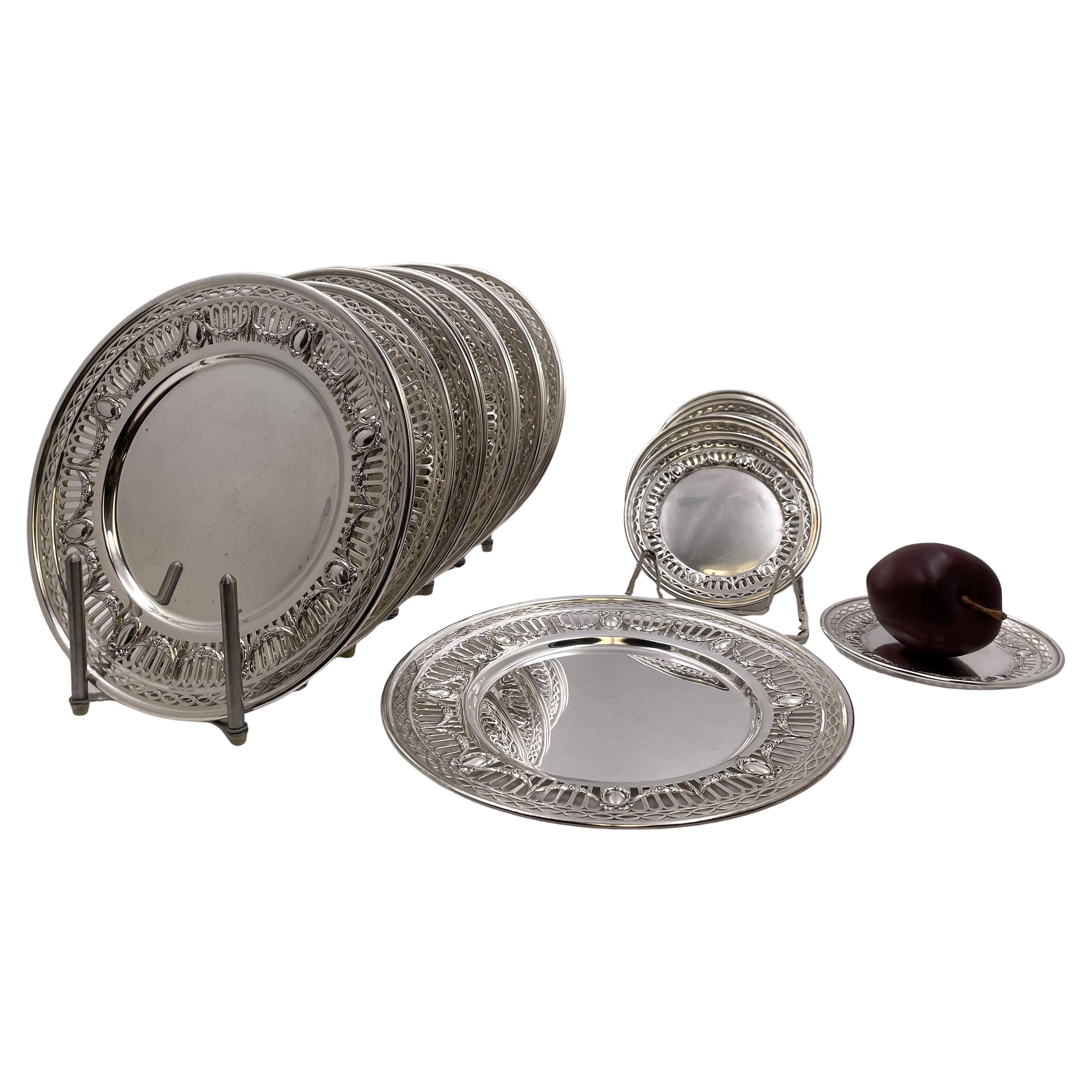 Durgin-Gorham: set di 12 piatti da portata in argento sterling e 12 piatti da pane