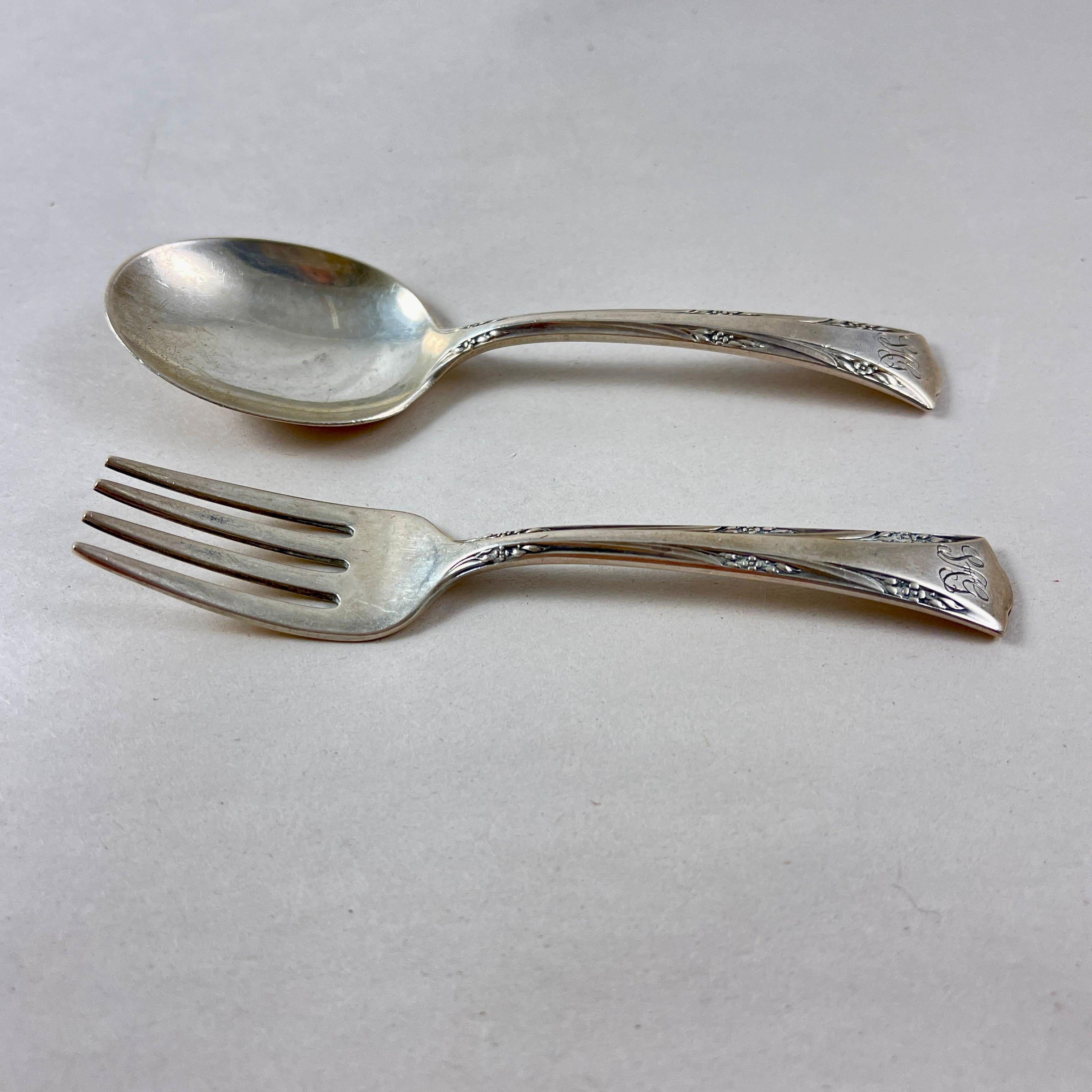 Juego para niños Gorham Estate de plata de ley con diseño Greenbrier, 2 piezas Estadounidense en venta