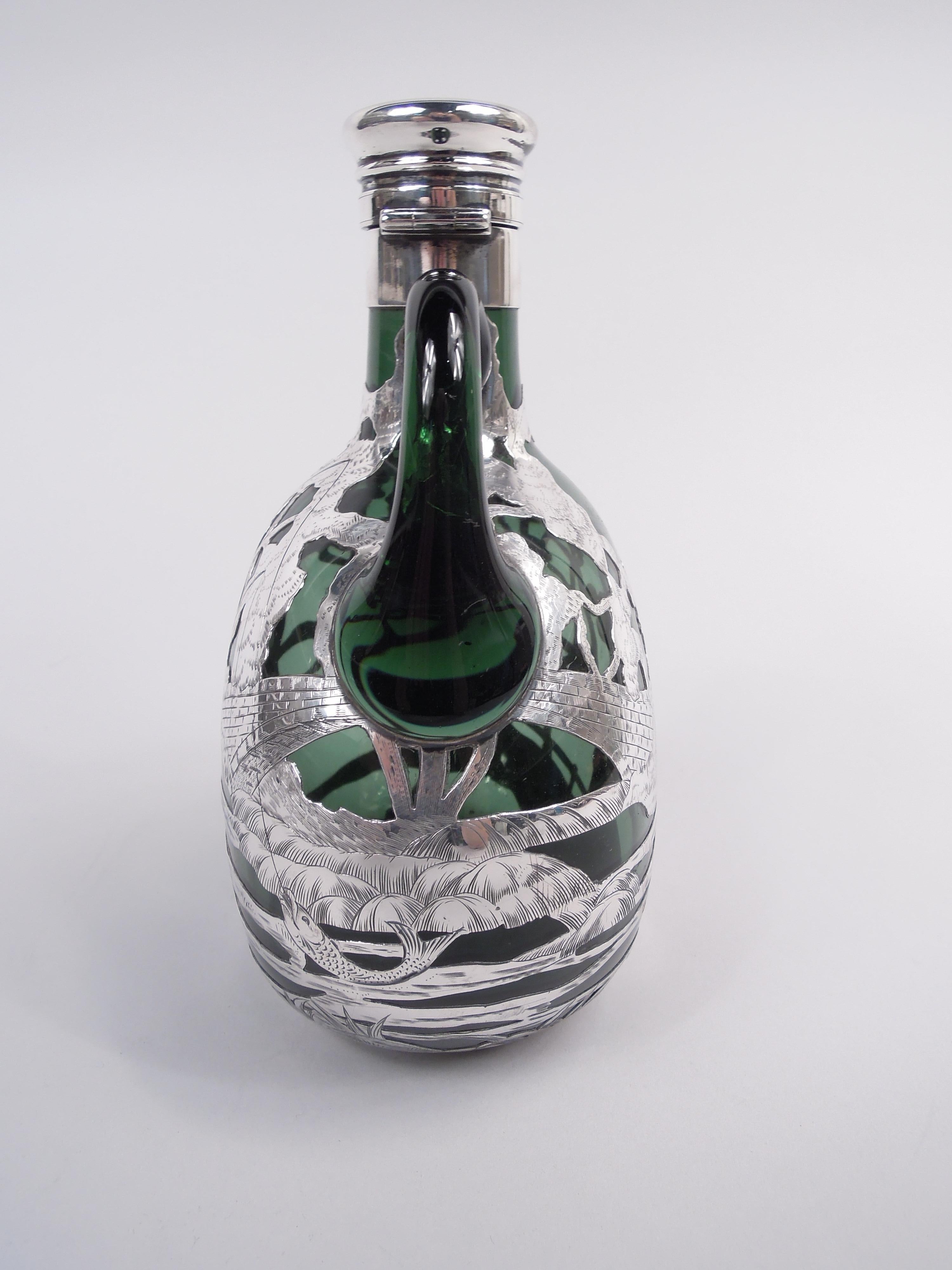 Americano Decanter Greene & Greene con sovraccoperta d'argento con immagini di Ye Olden Days in vendita