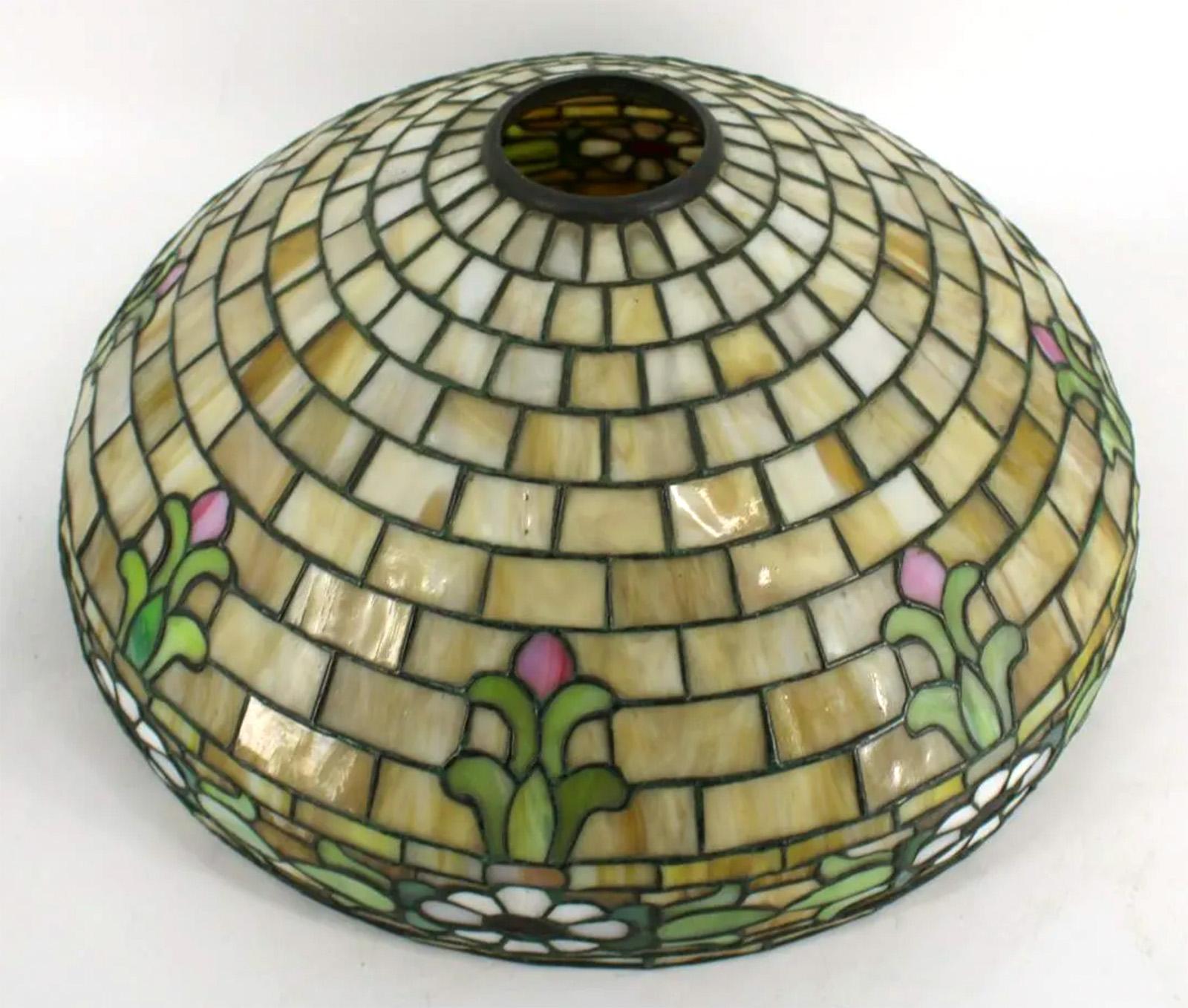 Gorham Leaded Glass Table Lamp In Good Condition For Sale In Salt Lake City, UT