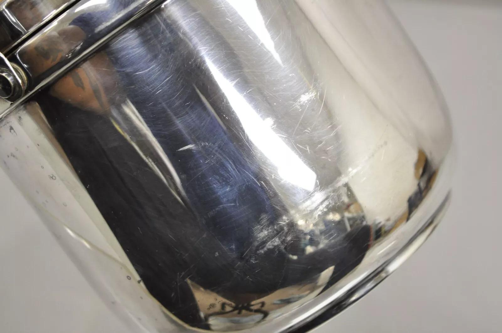 Gorham Mid Century Modern Silver Plated Hinged Lid Ice Bucket w Glass Liner (seau à glace avec couvercle à charnière plaqué argent) en vente 4