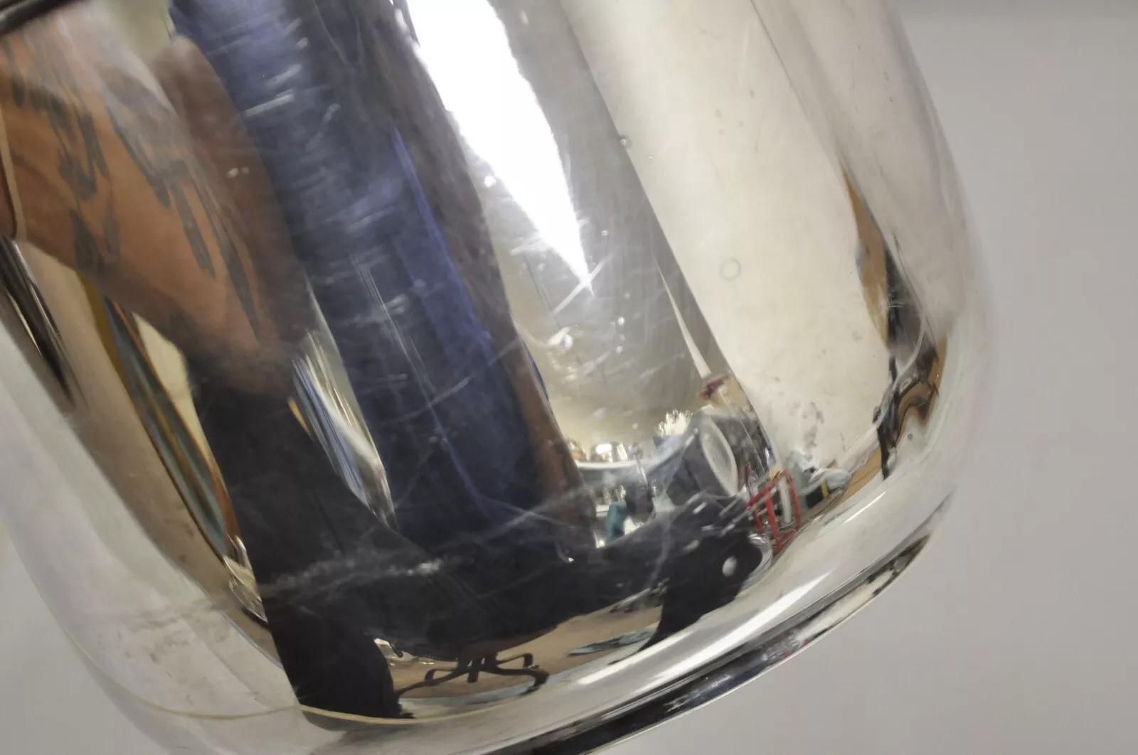 Gorham Mid Century Modern Silver Plated Hinged Lid Ice Bucket w Glass Liner (seau à glace avec couvercle à charnière plaqué argent) en vente 1