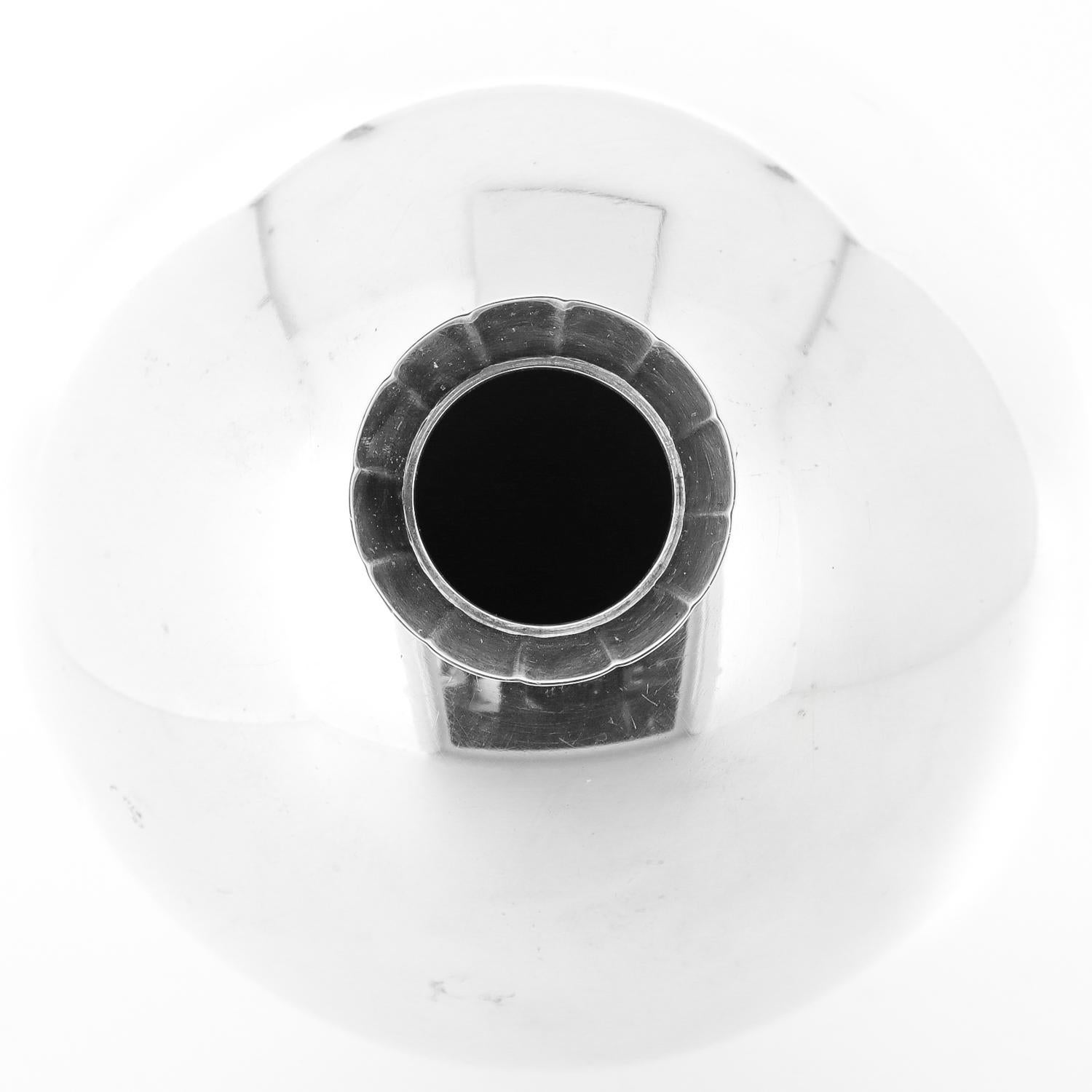 Argent Vase moderniste de Gorham en forme de sphère en argent sterling East Wind en vente