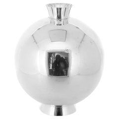 Vase moderniste de Gorham en forme de sphère en argent sterling East Wind