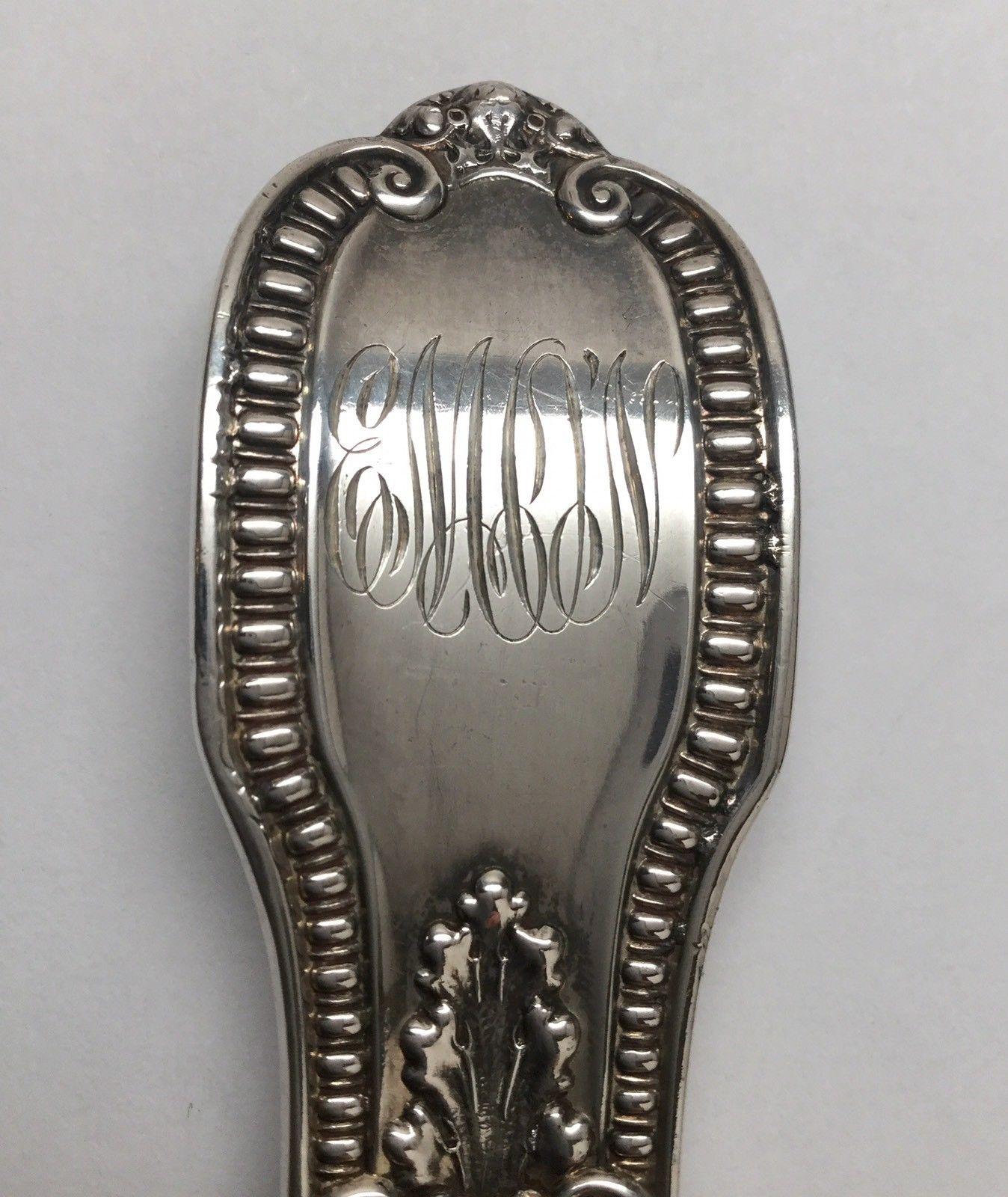 Gorham Mythologique Sterling Silver Berry Casserole Serving Spoon 'A' In Good Condition For Sale In Washington Depot, CT