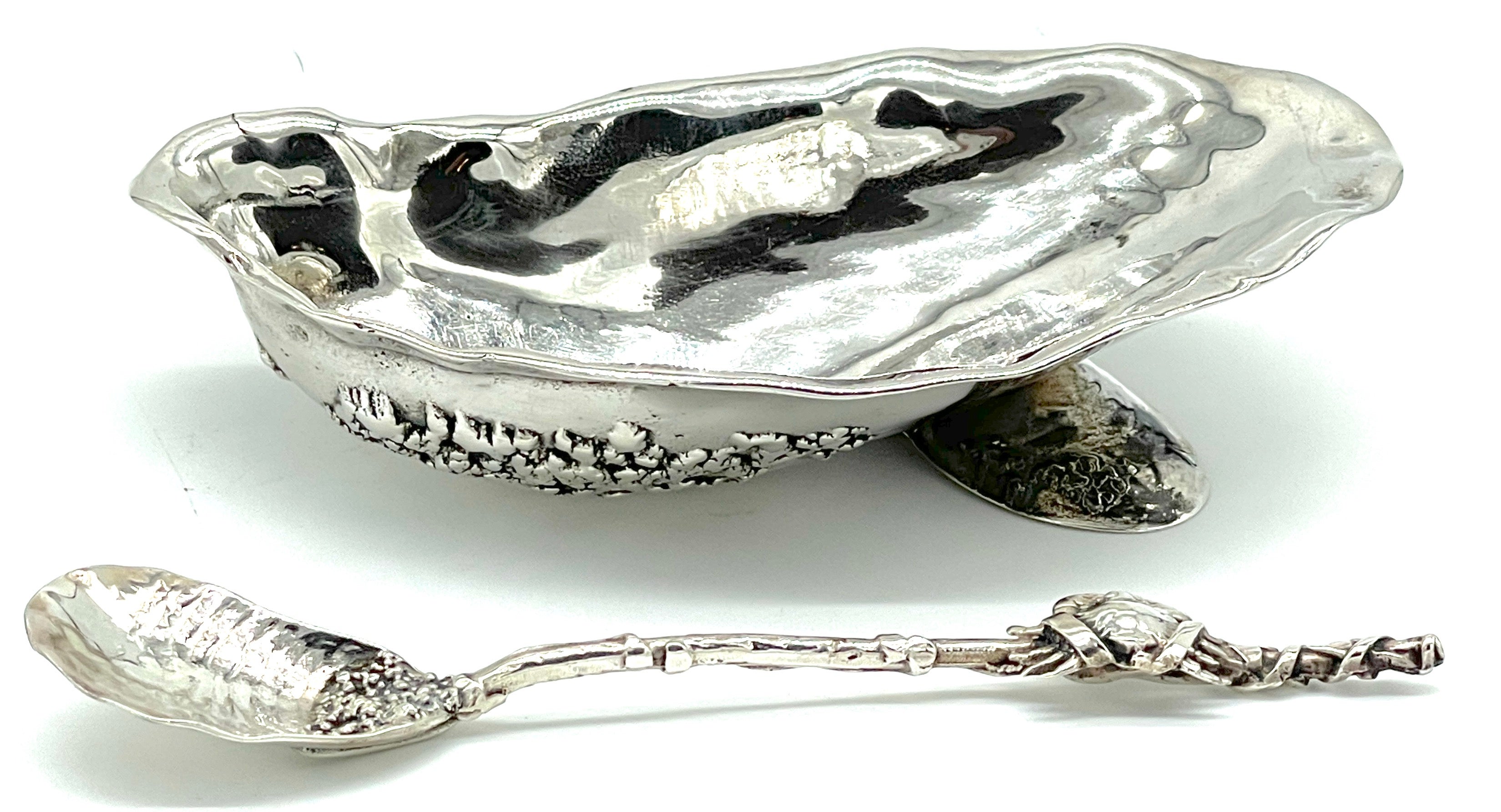 Plato de concha de plata Gorham 'Narragansett' y cuchara figurada de cangrejo Movimiento estético en venta