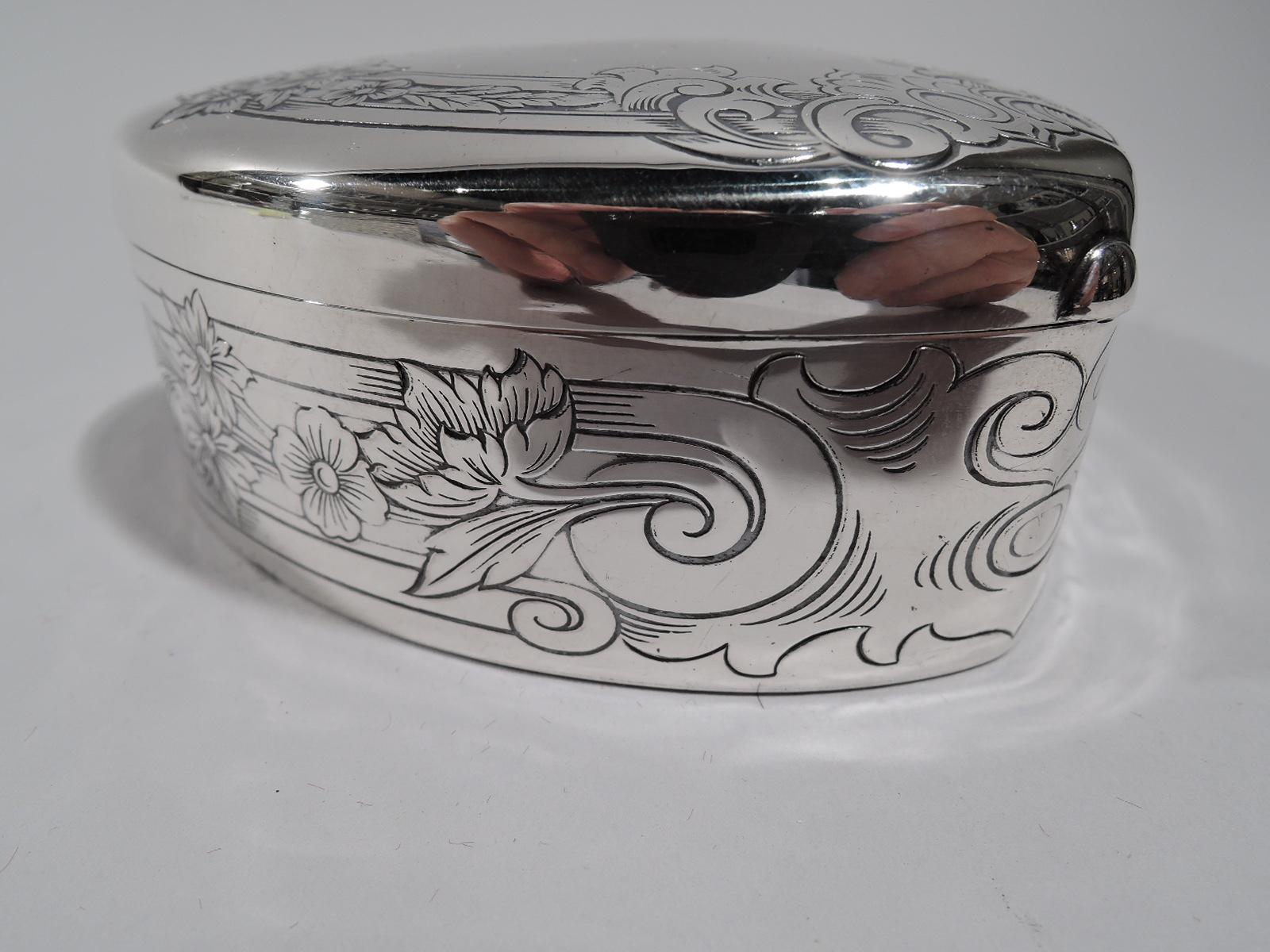 Gorham Romantic Sterling Silver Heart-Shaped Jewelry Box In Excellent Condition In New York, NY