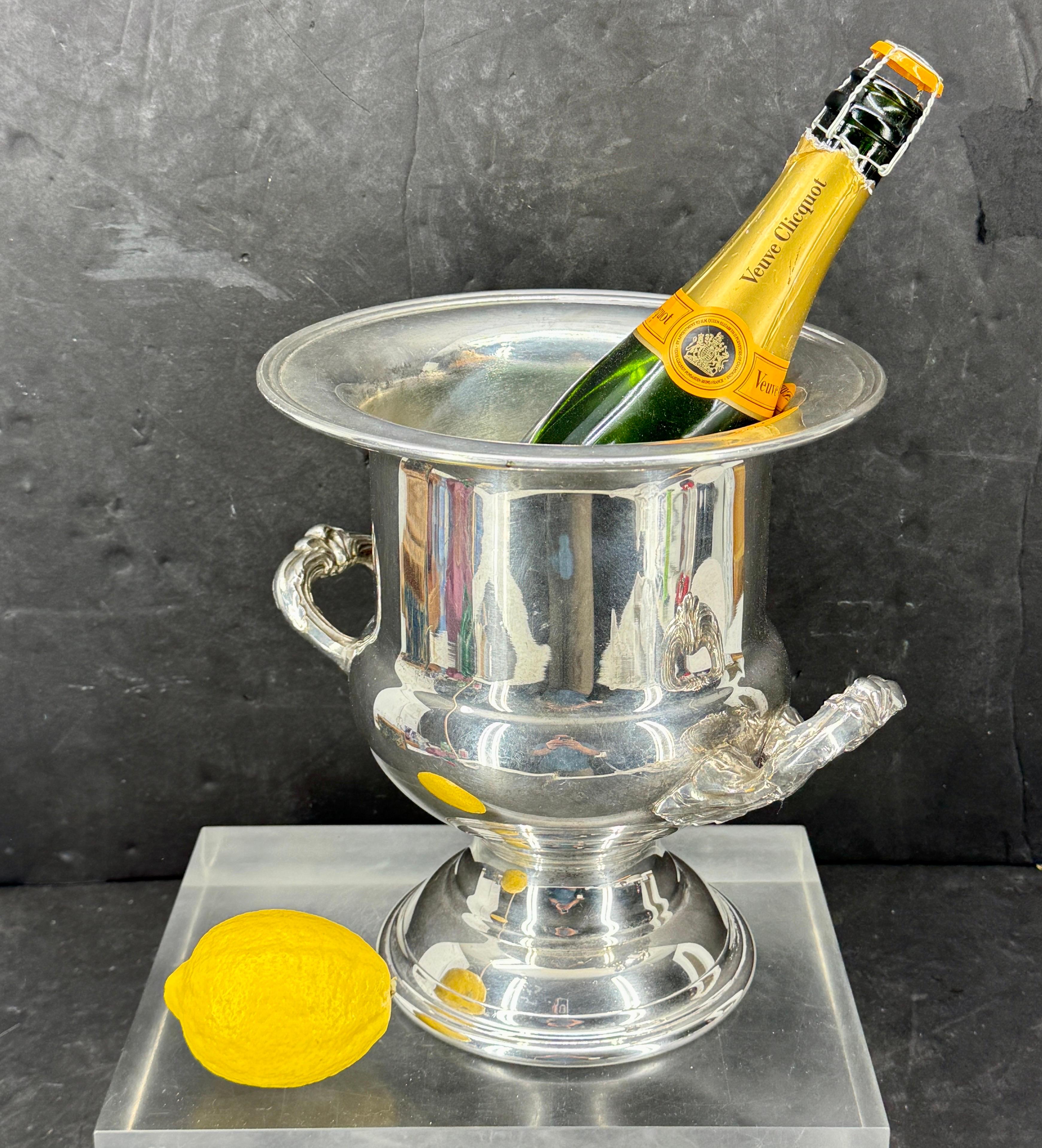 Gorham Silver Plate Wine Champagne Cooler Holder with Handles In Fair Condition For Sale In Haddonfield, NJ