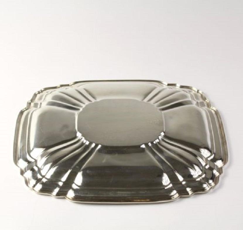 fluted glass tray