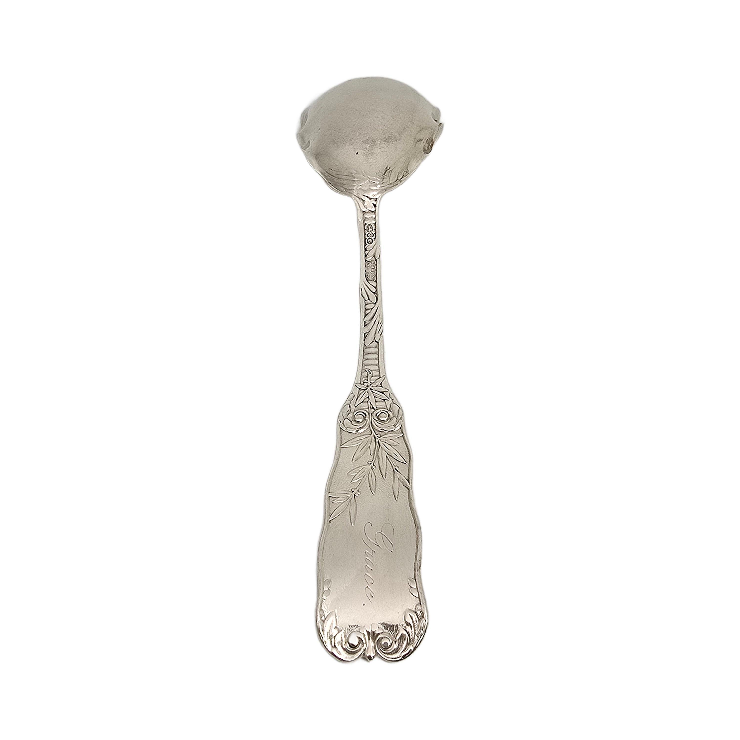 Cucchiaio da conserva Gorham St Cloud in argento sterling con taglio brillante e incisione

Incisione sul retro del manico 