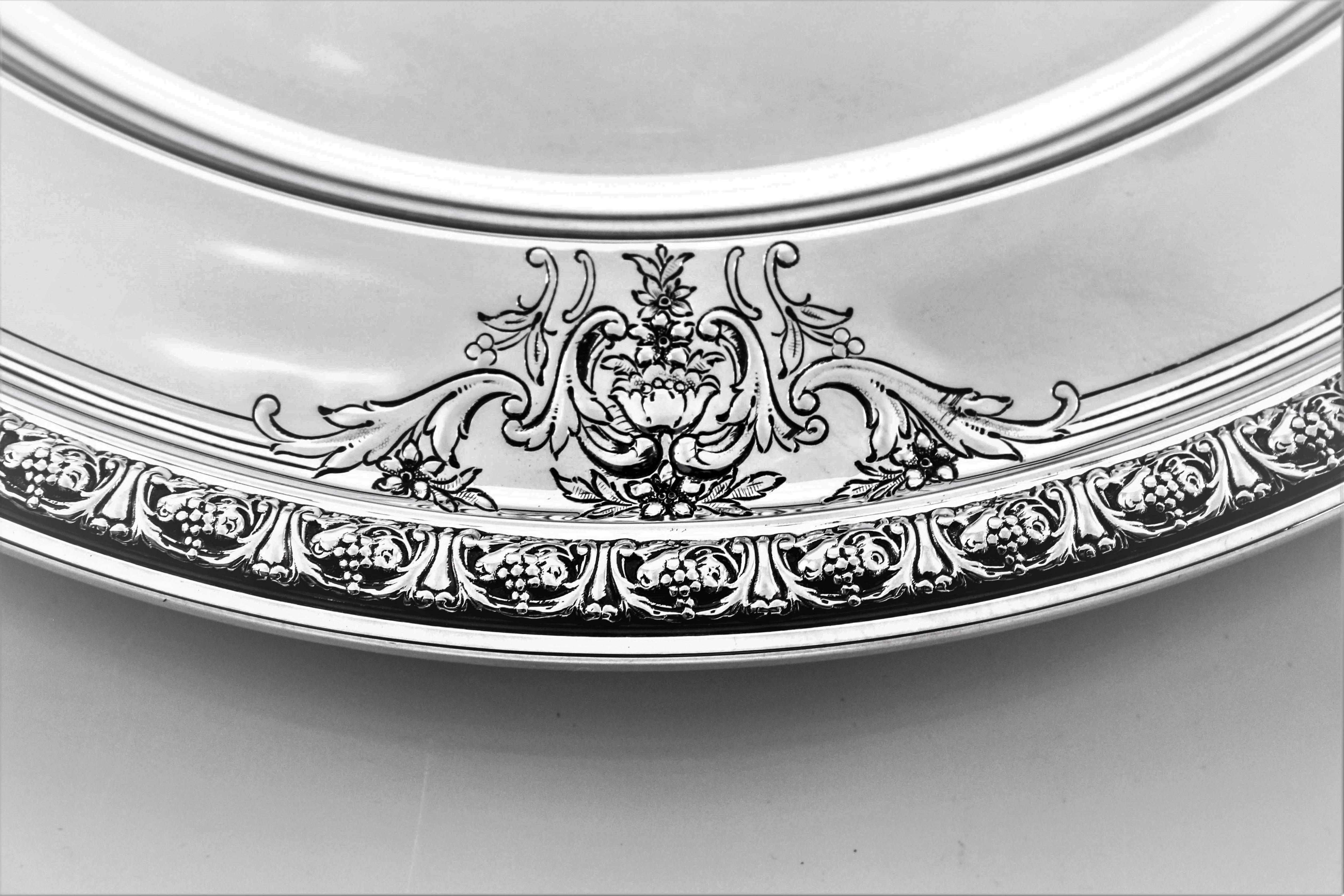 Gorham Sterling Platter In Excellent Condition In Brooklyn, NY