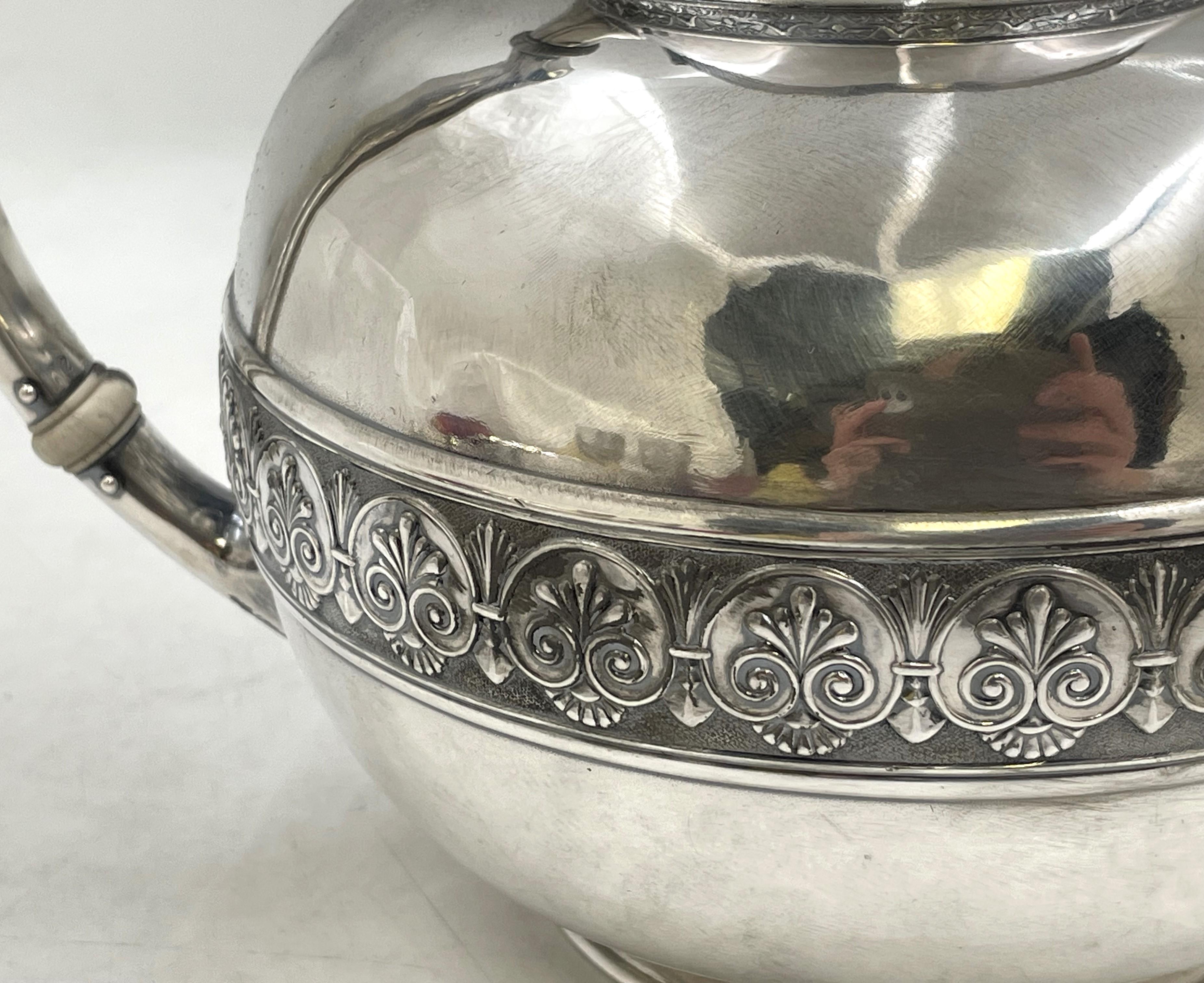Argento Set da caffè e da tè a 4 pezzi in argento sterling di Gorham con motivo Pompei del 1886 in vendita