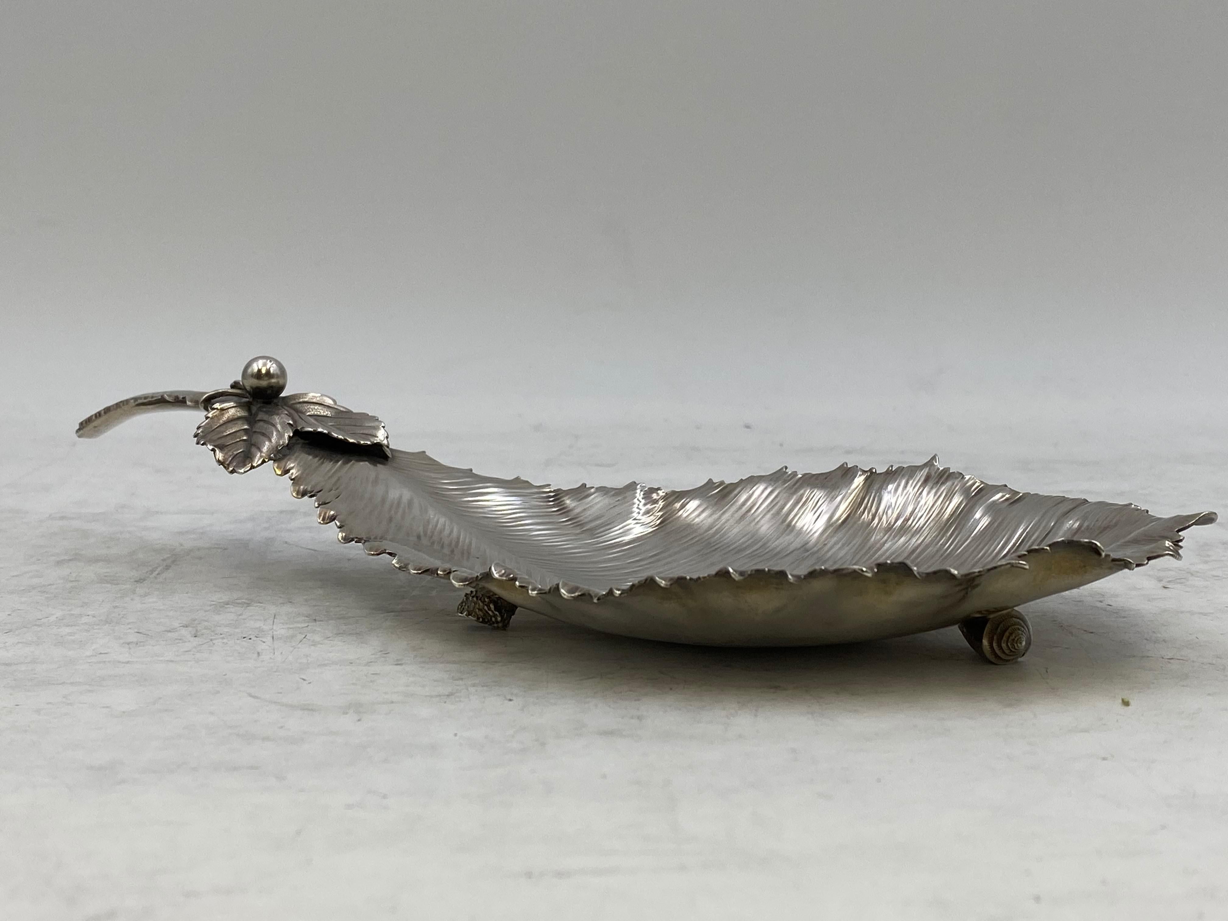 American Gorham Sterling Silver Dish from 1882 in Leaf Form For Sale