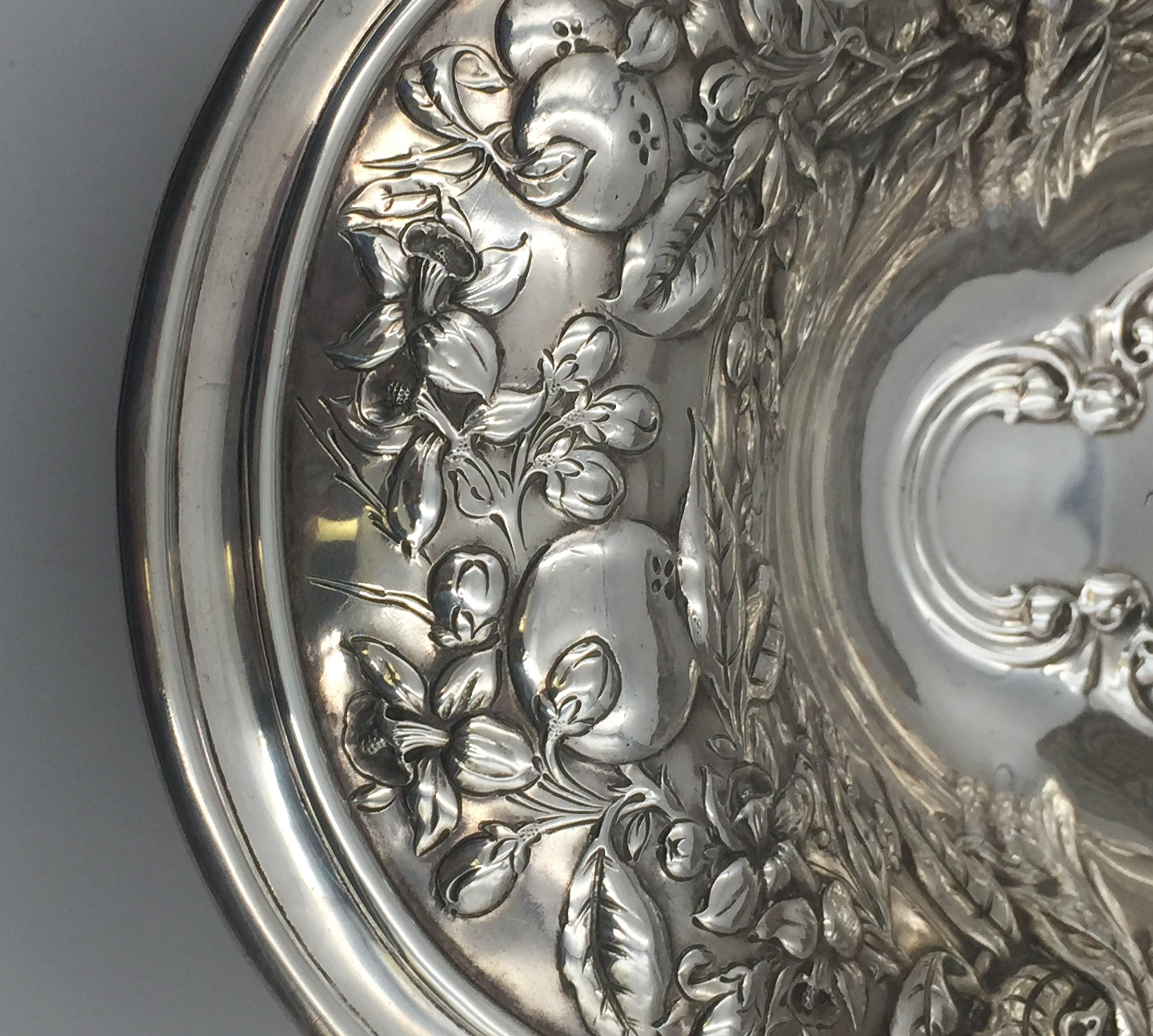 Repoussé Gorham Sterling Silver Pair of 1917 Repousse Art Nouveau Centerpiece Bowls For Sale