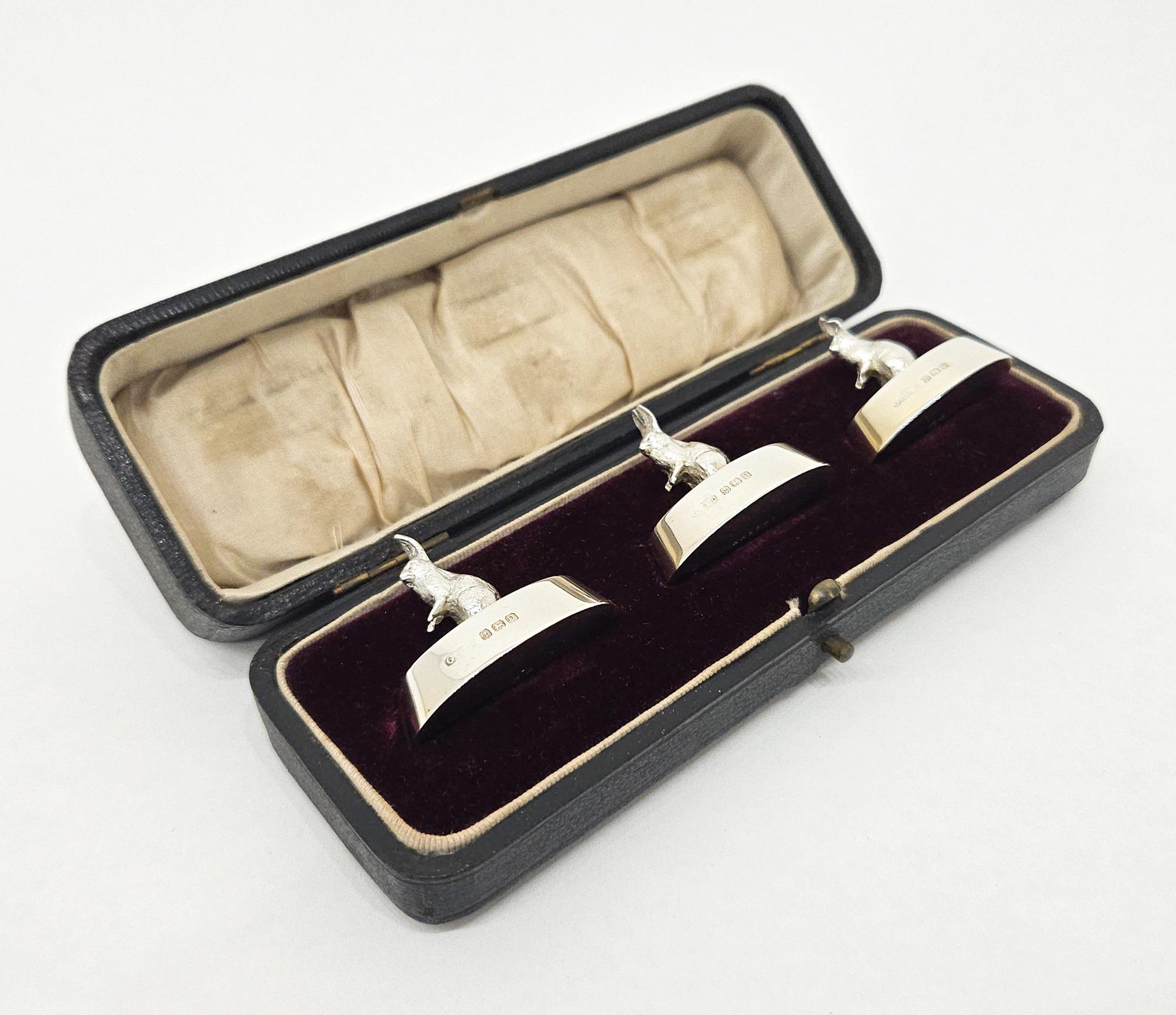 Gorham Sterling Silver Rabbit / Hare Place Card Holders in Original Case, 1913 For Sale 10