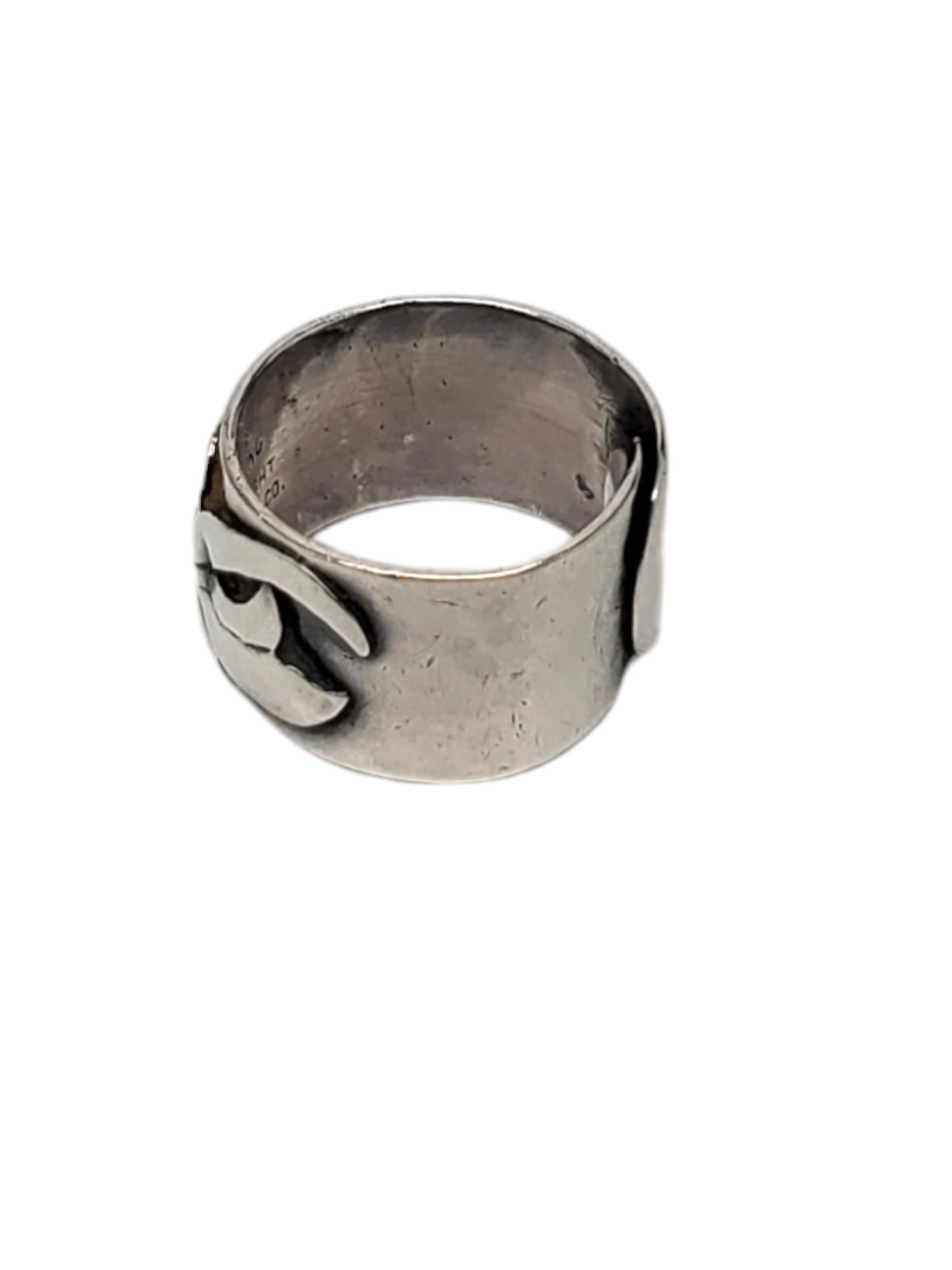 Gorham Sterling Silver Ring Size: 6.5

This lovely ring by Gorham is set in hand wrought sterling silver.

Width: 0.4 in.

Shank: 0.4 in.

Size: 6.5 (some flexibility to ring to make larger)

Stamped: Sterling Hand Wrought 

Weight: 4.1 dwt./ 6.4