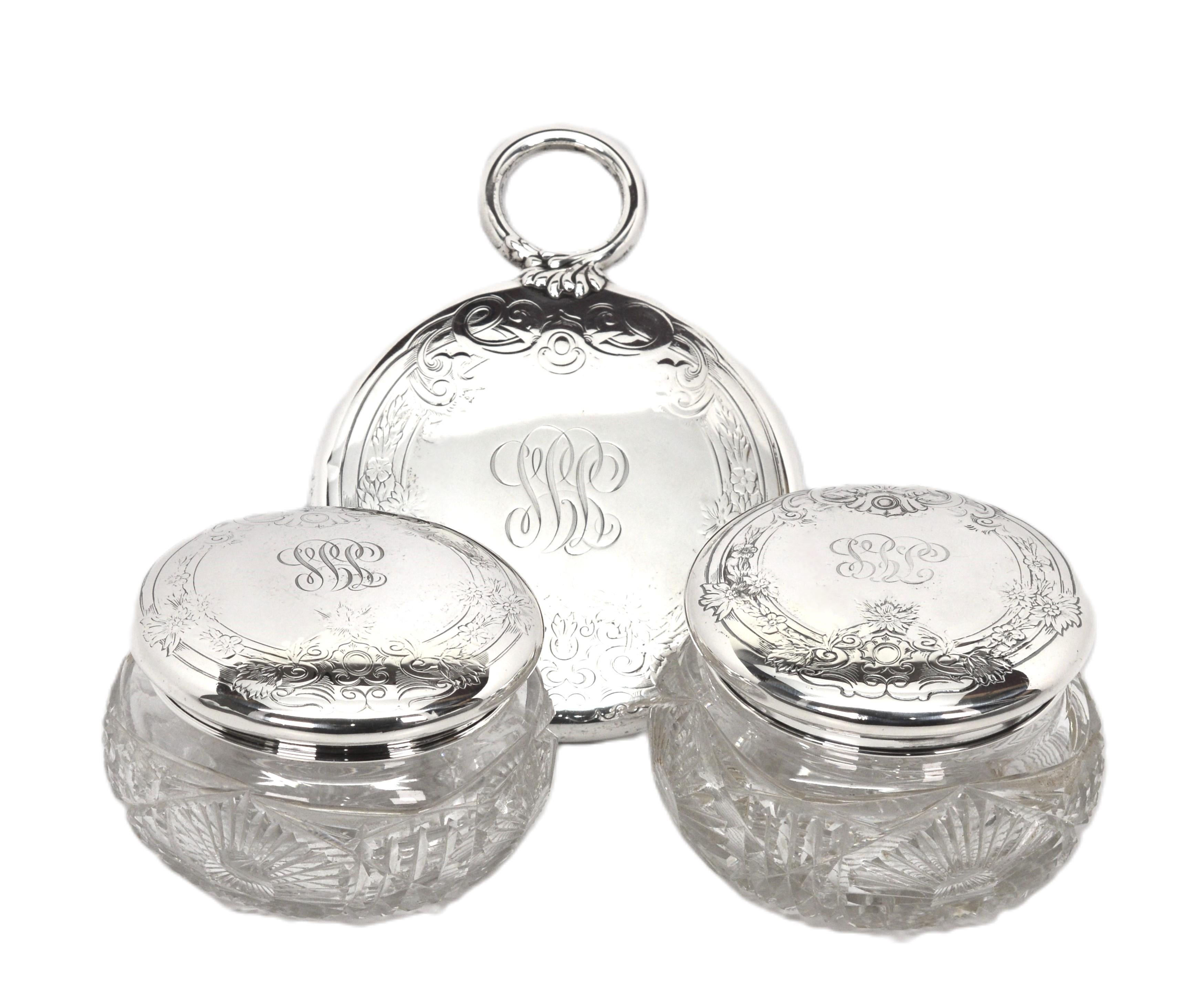 Gorham Sterling Silber drei Pieces Vintage Vanity Set (Art nouveau) im Angebot
