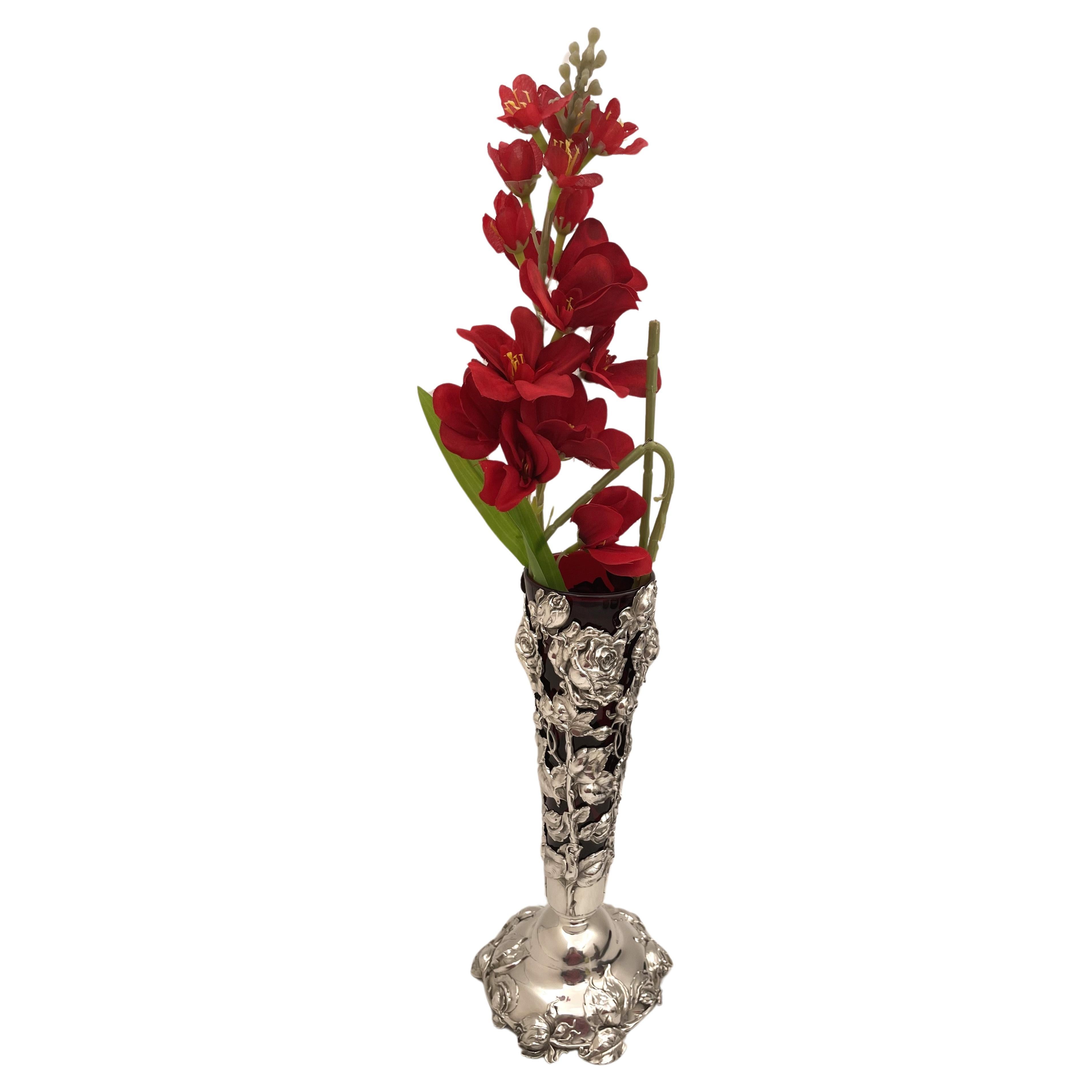  Gorham Sterling Silber Vase im Jugendstil mit dimensionalen Blumen im Angebot