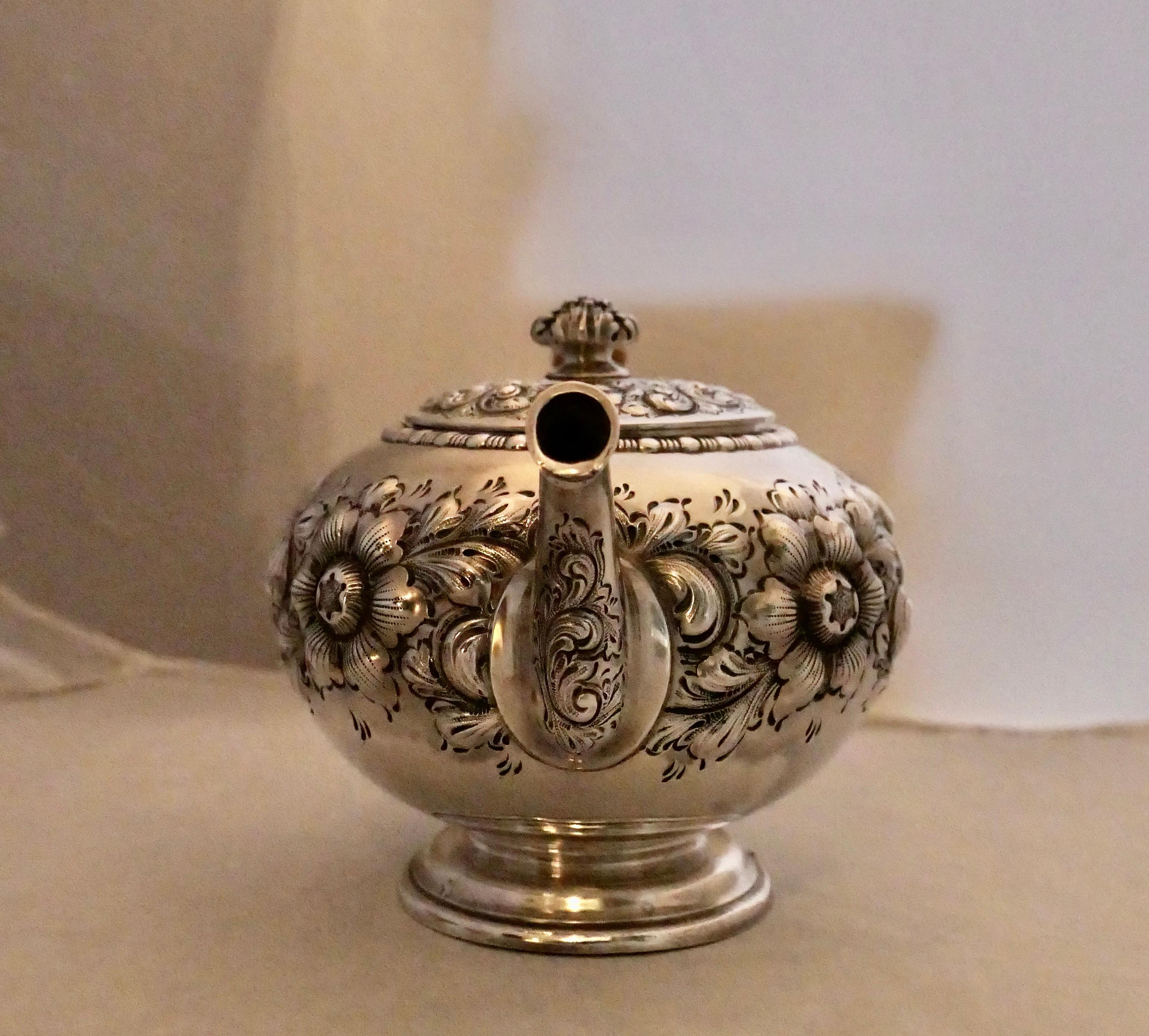 Tee-Set aus Sterlingsilber von Gorham (Viktorianisch) im Angebot