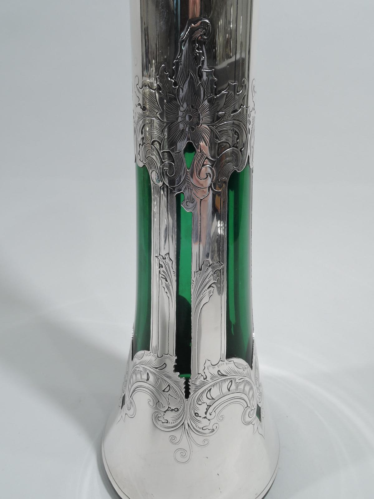 Gorham Tall Edwardian Art Nouveau Green Silver Overlay Vase In Excellent Condition In New York, NY