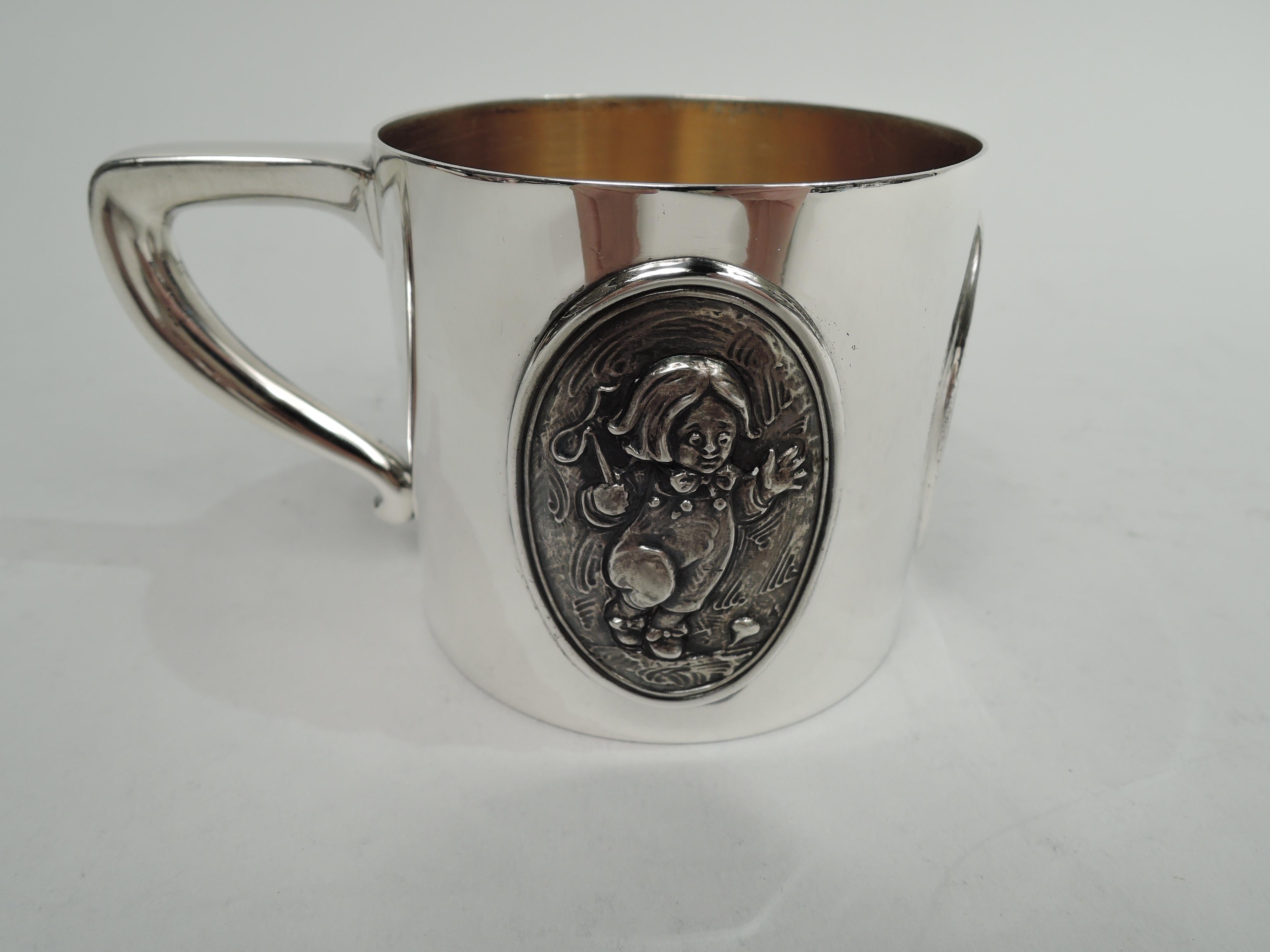 American Gorham Victorian Classical Baby Cup in Medallion-Inspired Pattern For Sale