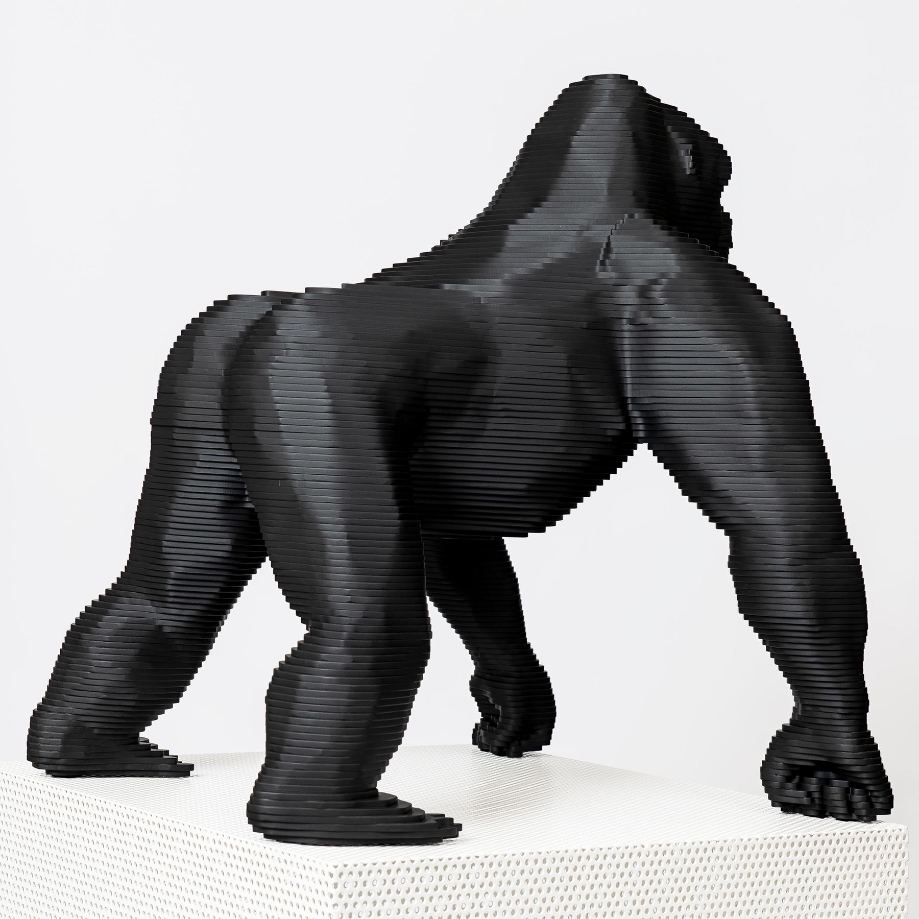 Forgé Sculpture noire de Goril en vente