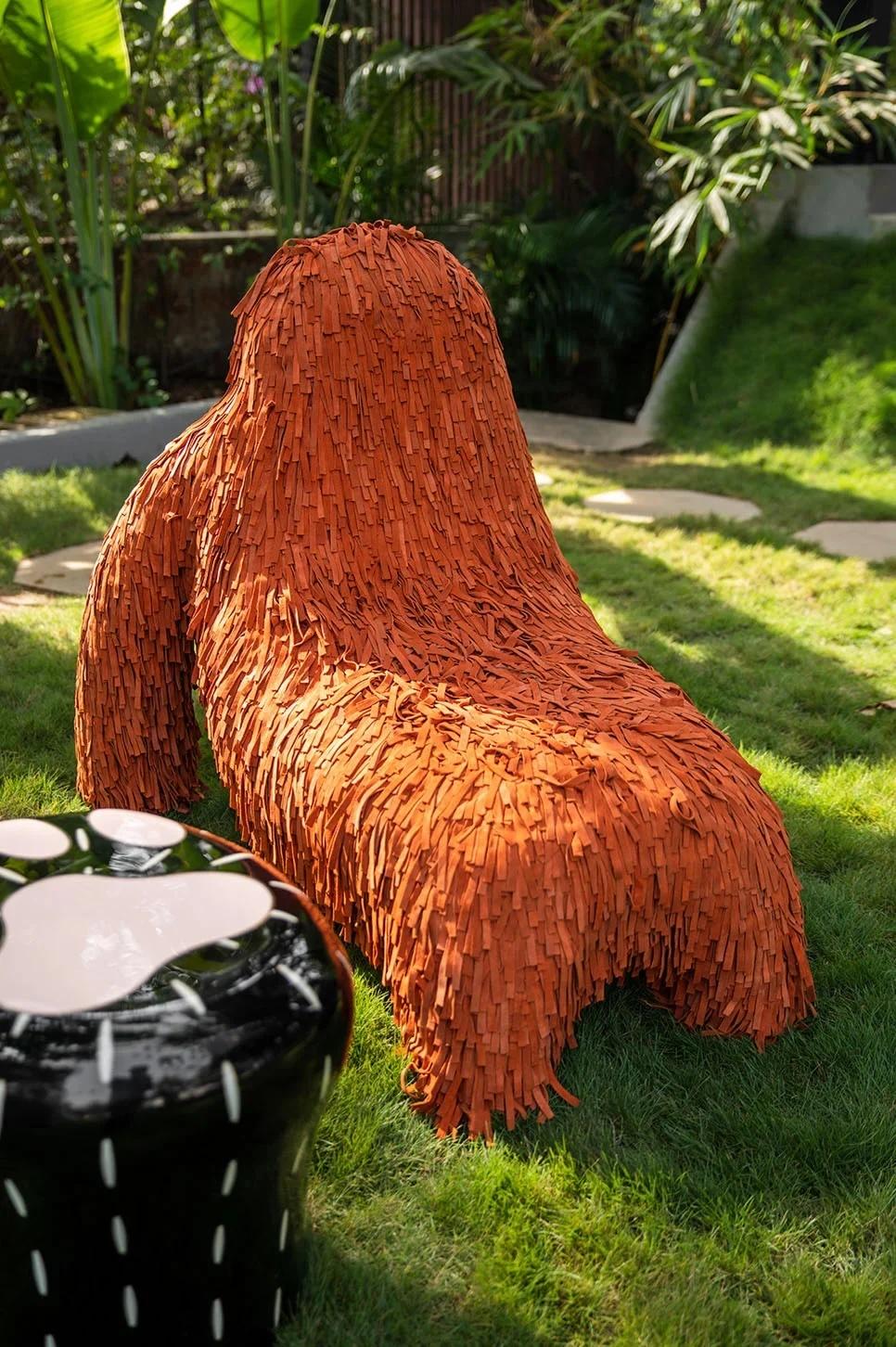 gorrila chair