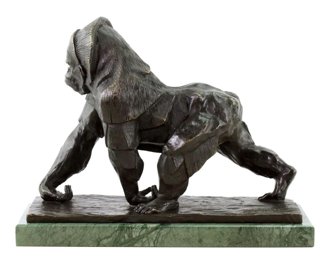 Statua di gorilla nello stile di Rembrandt Bugatti , Scultura in bronzo in vendita 4